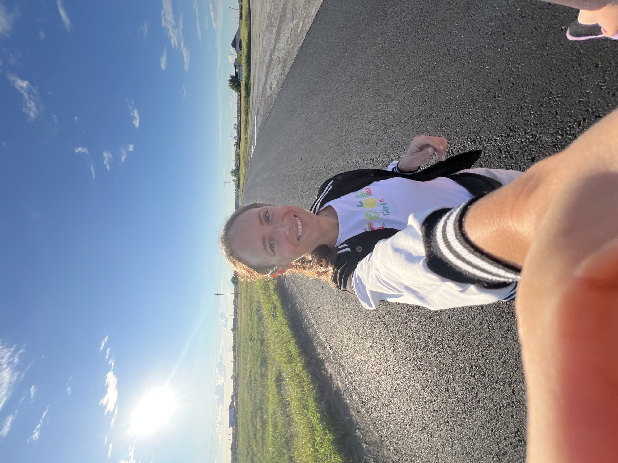 Sunny roadside stop on a rural stretch in Pivkino, Russia