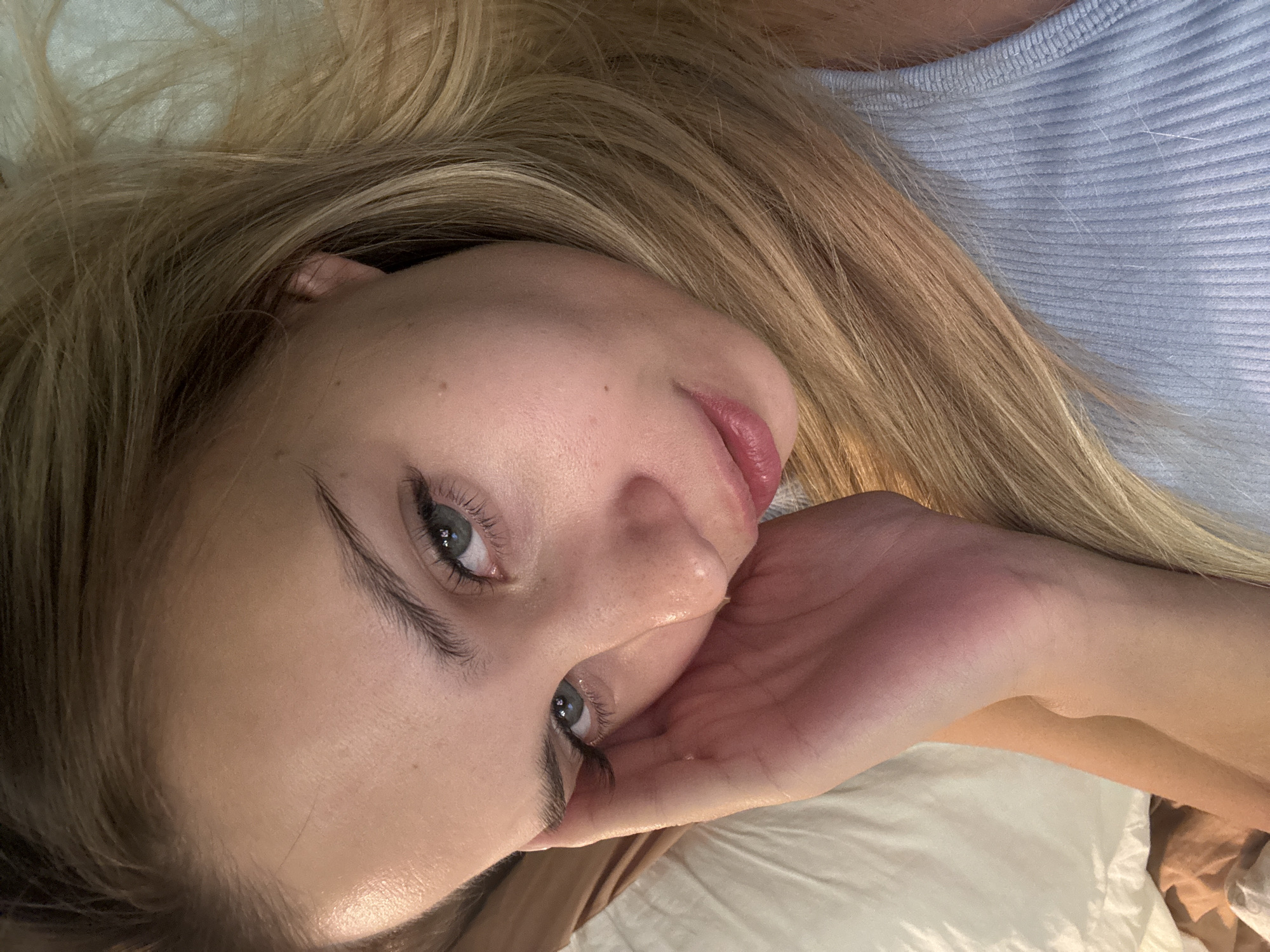 Woman documents daily routine with selfies, skincare in Chaikovsky