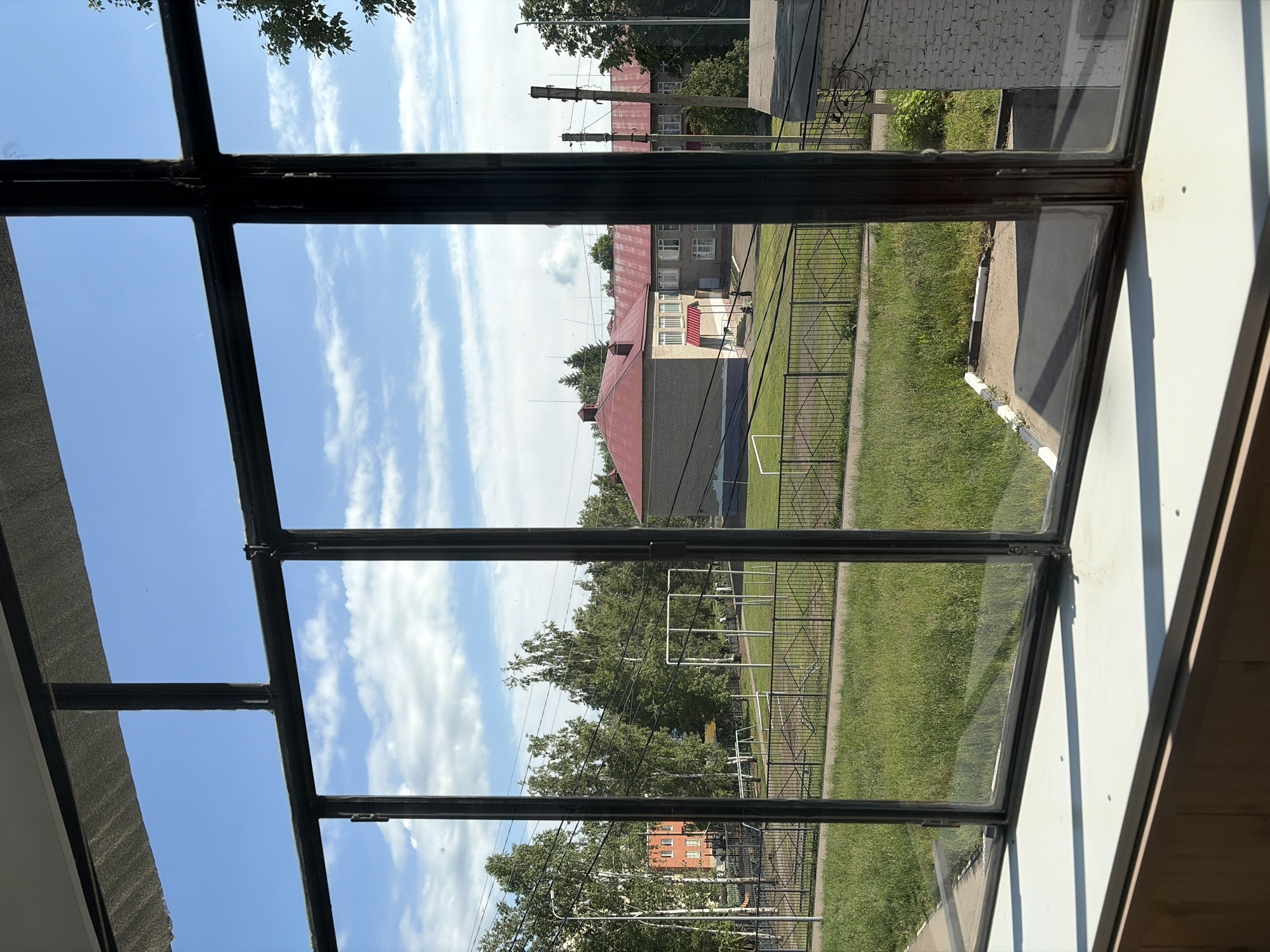 Morning domestic life documented in Tujmazy, Russia