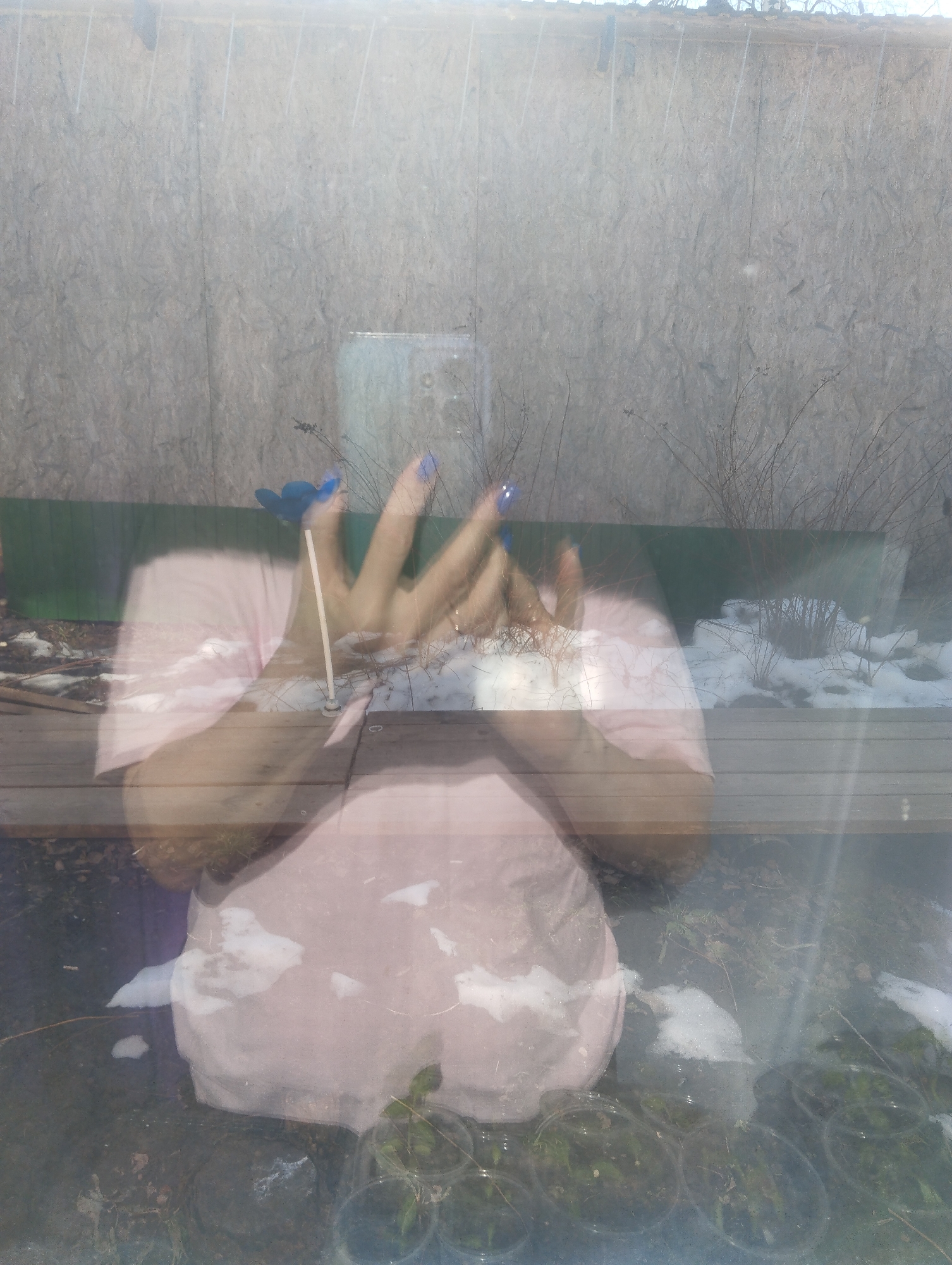 Morning domestic life documented in Krasnogorskoye home