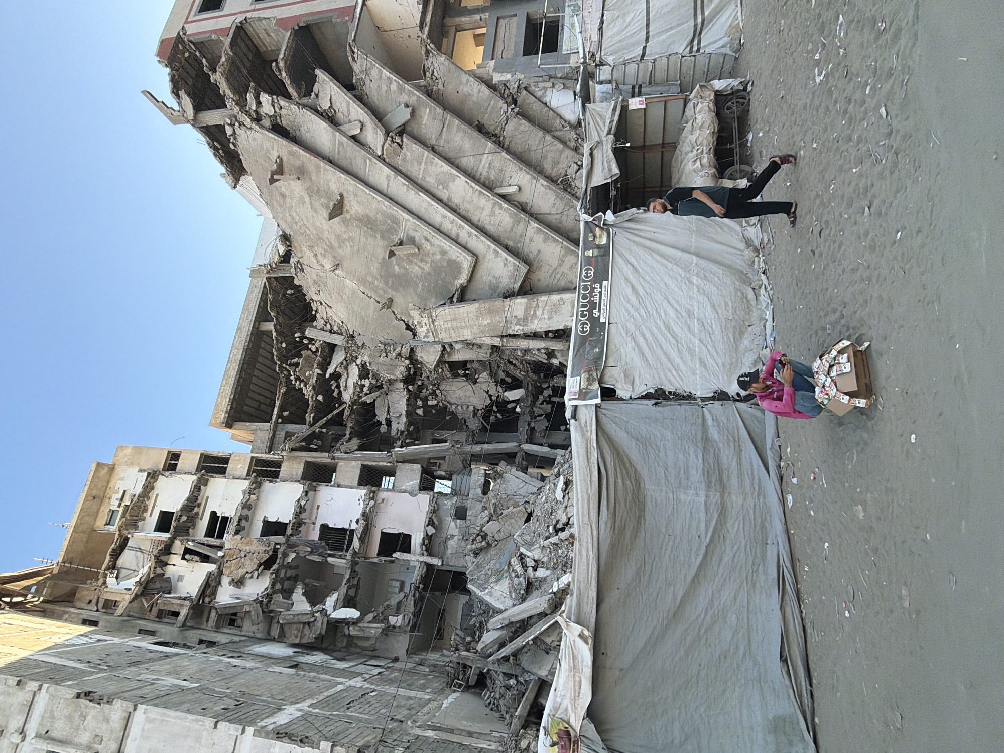 Gaza City streets show heavy destruction and daily movement