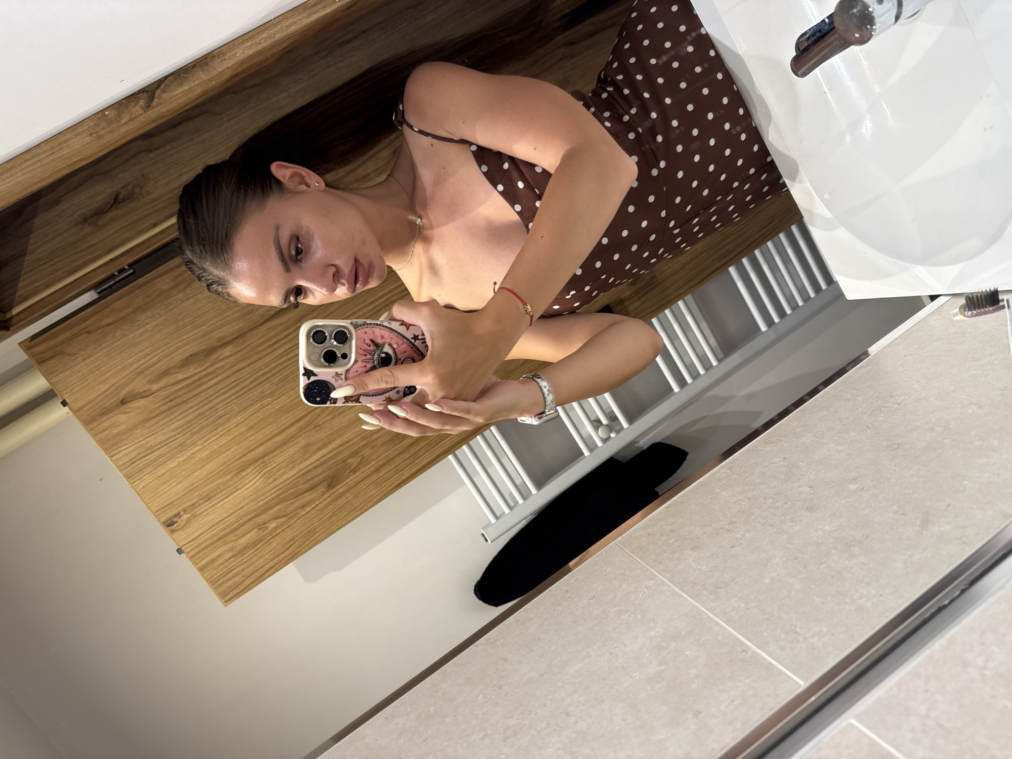 Getting ready in Plovdiv: mirror selfies and a donut break