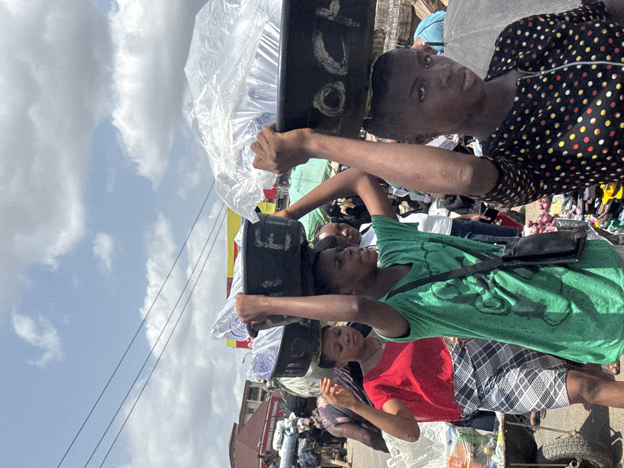 Daily life documented across Onitsha markets and walkways