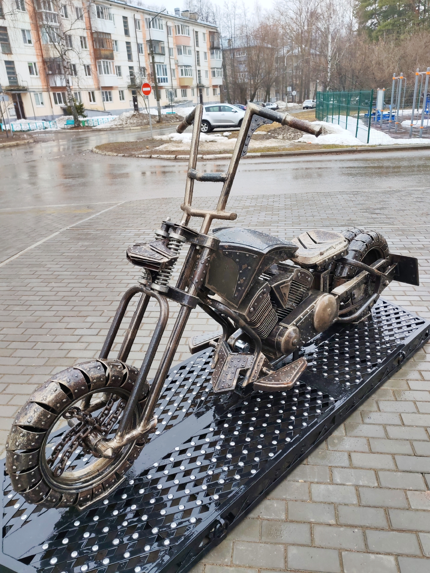 Metal motorcycle sculpture spotted in Chaikovsky, Russia