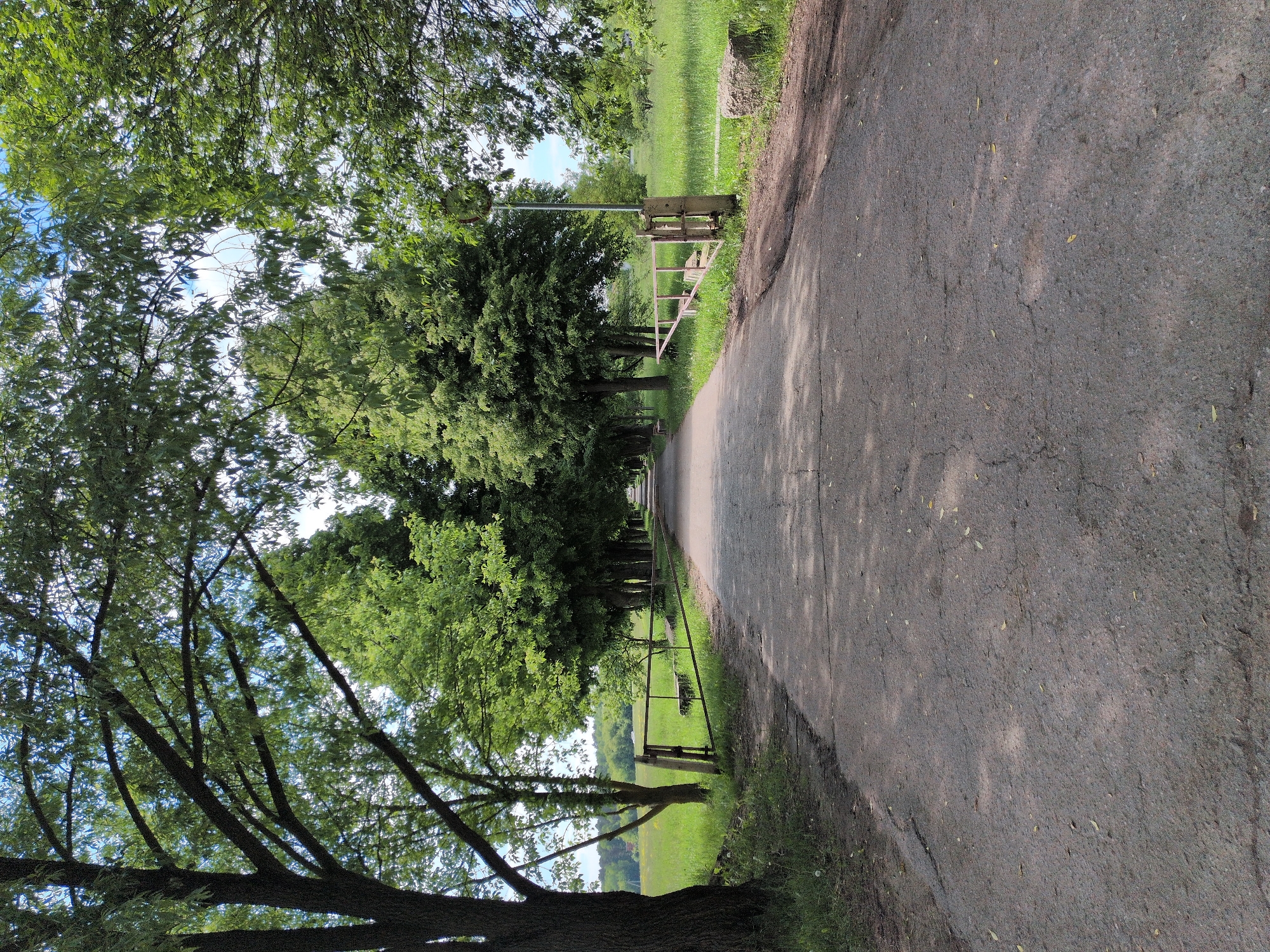Walking tour documented through Dubrovitsy research grounds and parkland