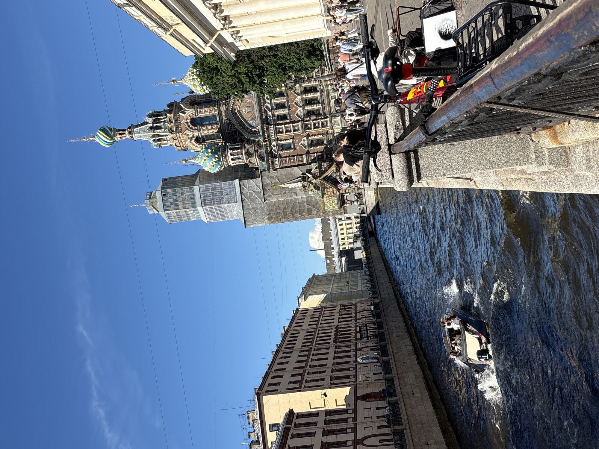 Sunny afternoon brings crowds to Saint Petersburg's historic church district