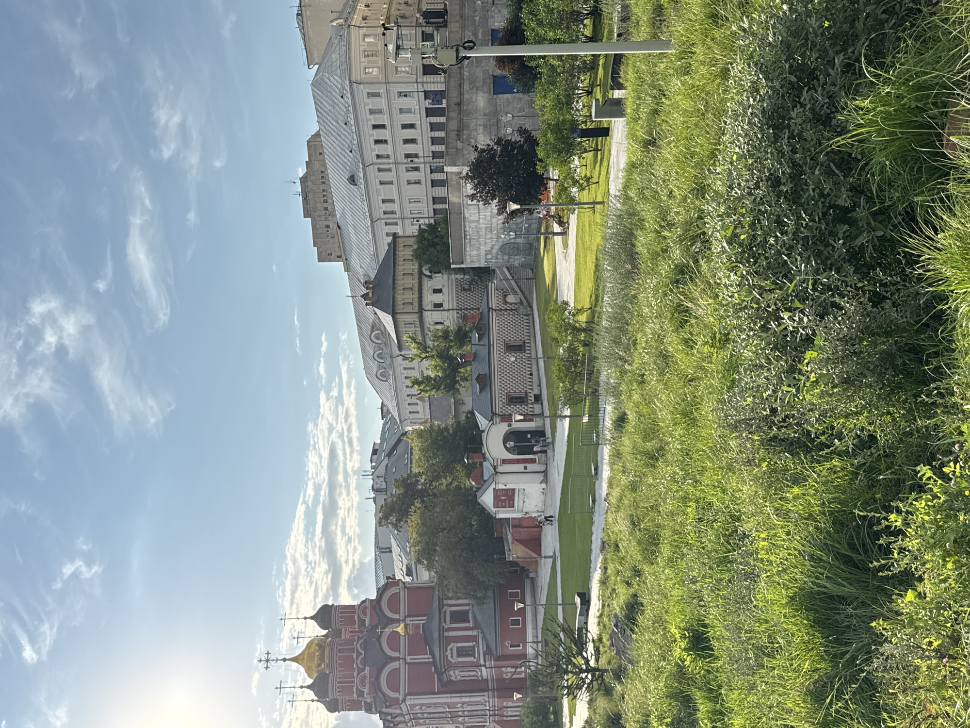 Exploring Zaryadye Park and its art installations, central Moscow