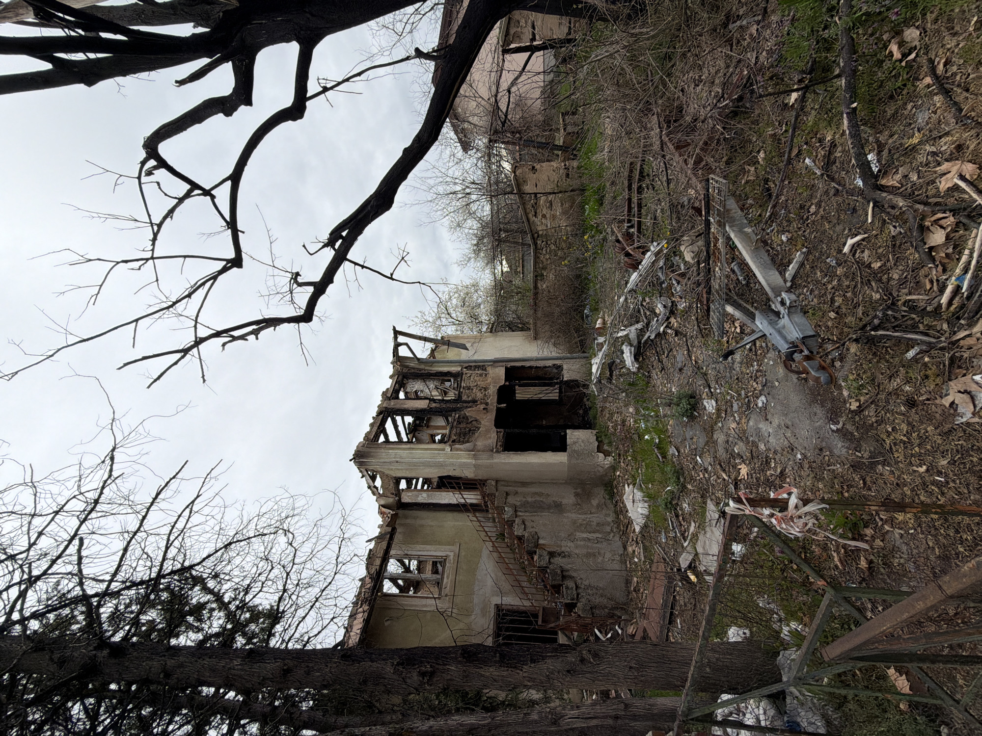 Residential building severely damaged by fire in Hisarya, Bulgaria