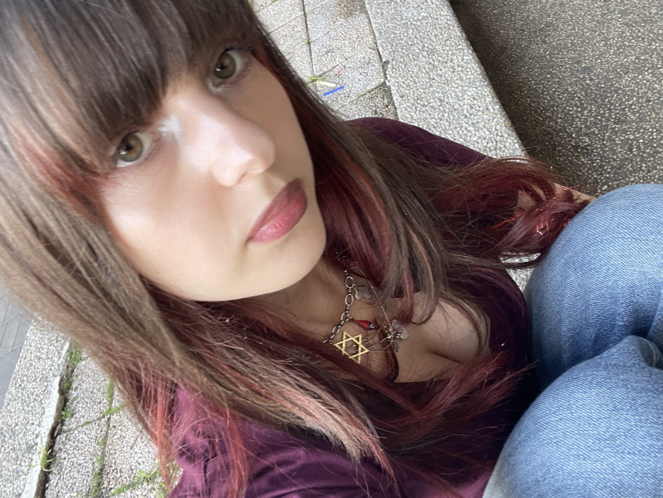 Woman documents afternoon with selfies around Raanana, Israel