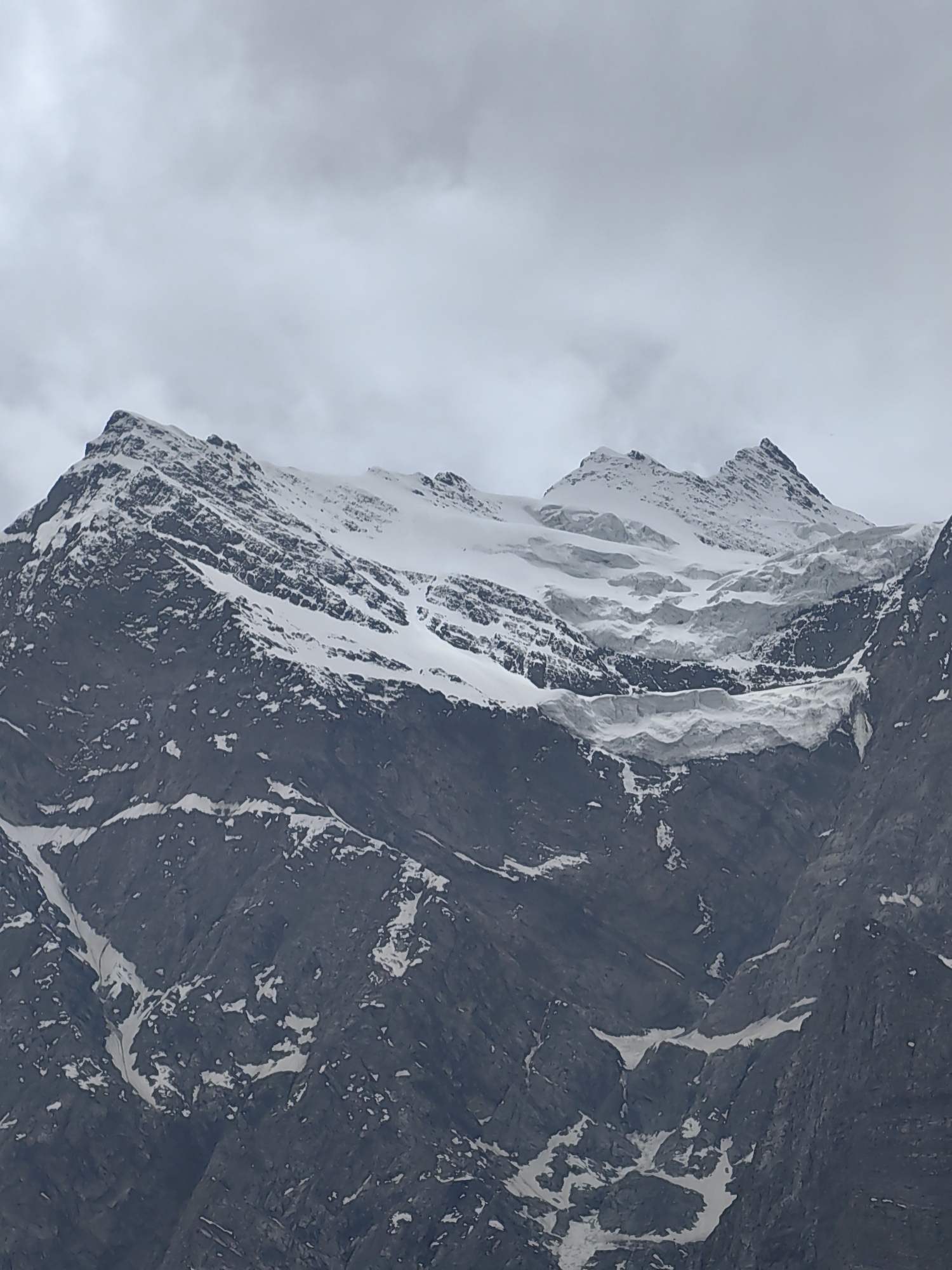 Roadside stop at a Gondhla stupa with Himalayan views