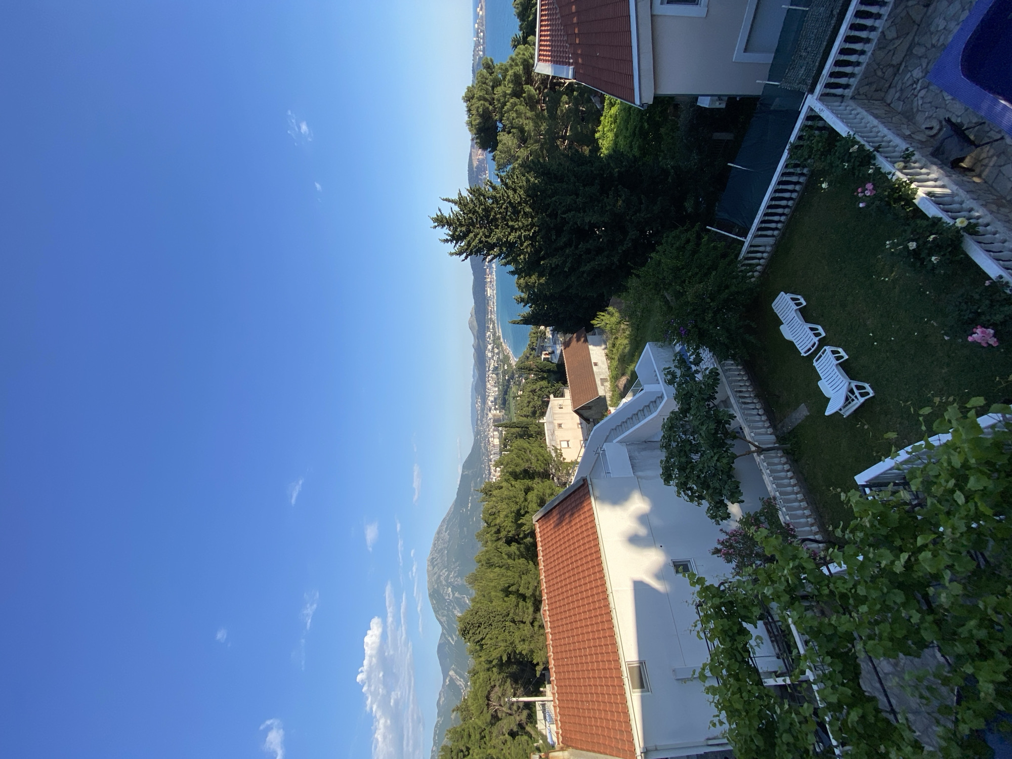 Visitor captures scenic views of coastal Šušanj, Montenegro