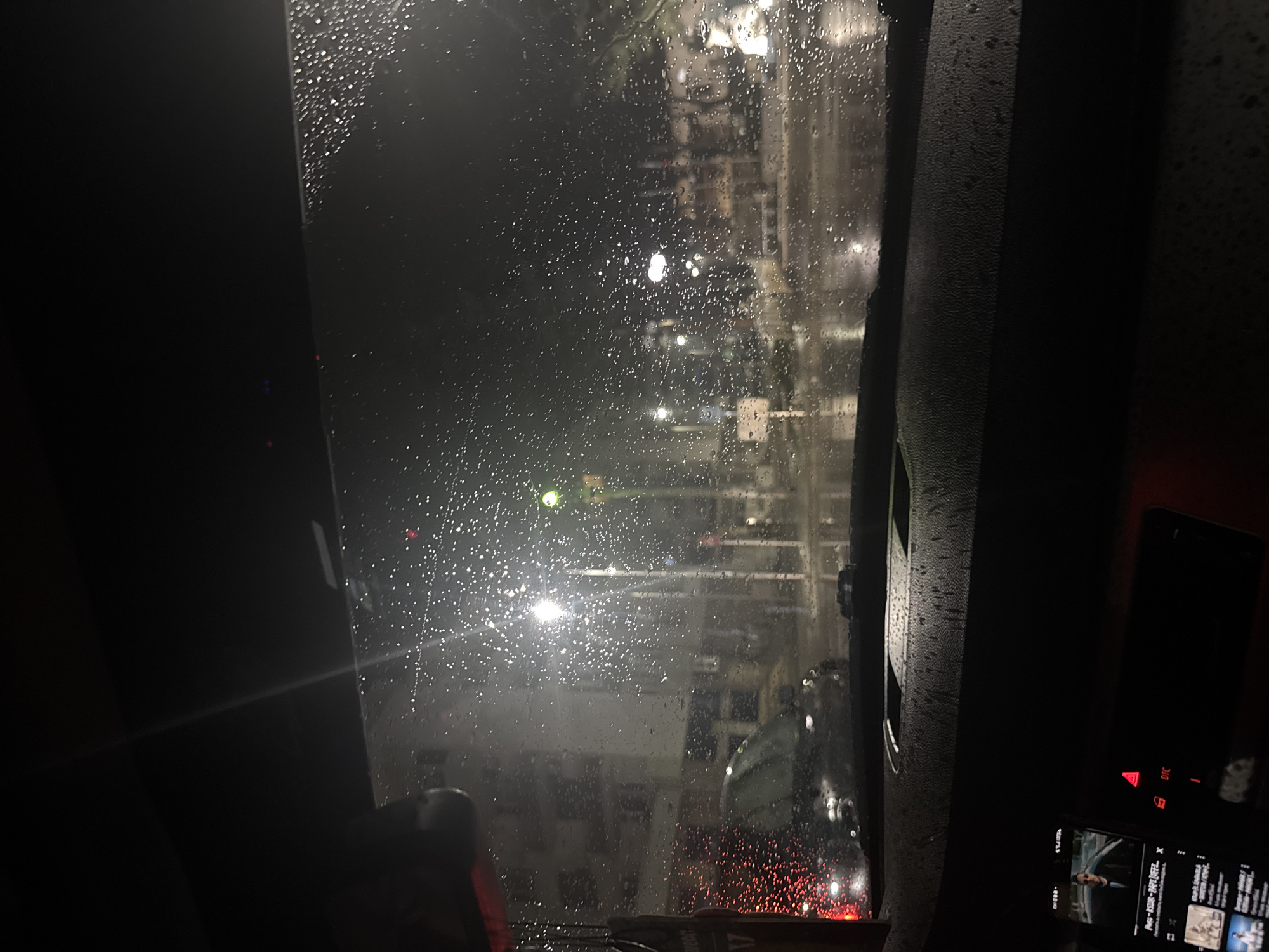 Rainy night conditions observed in Velingrad, Bulgaria