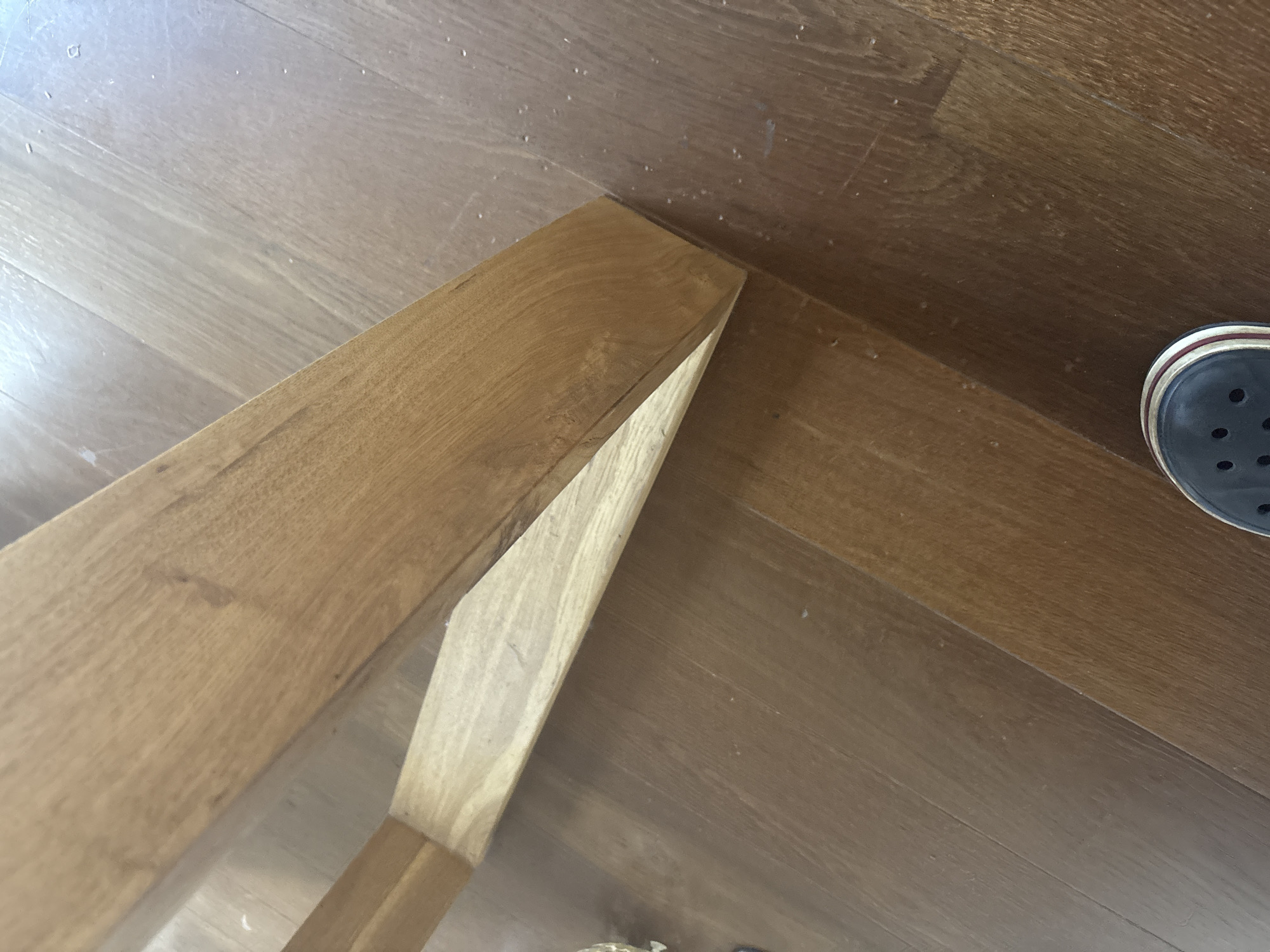 Post-celebration cleanup documented in Russian indoor space