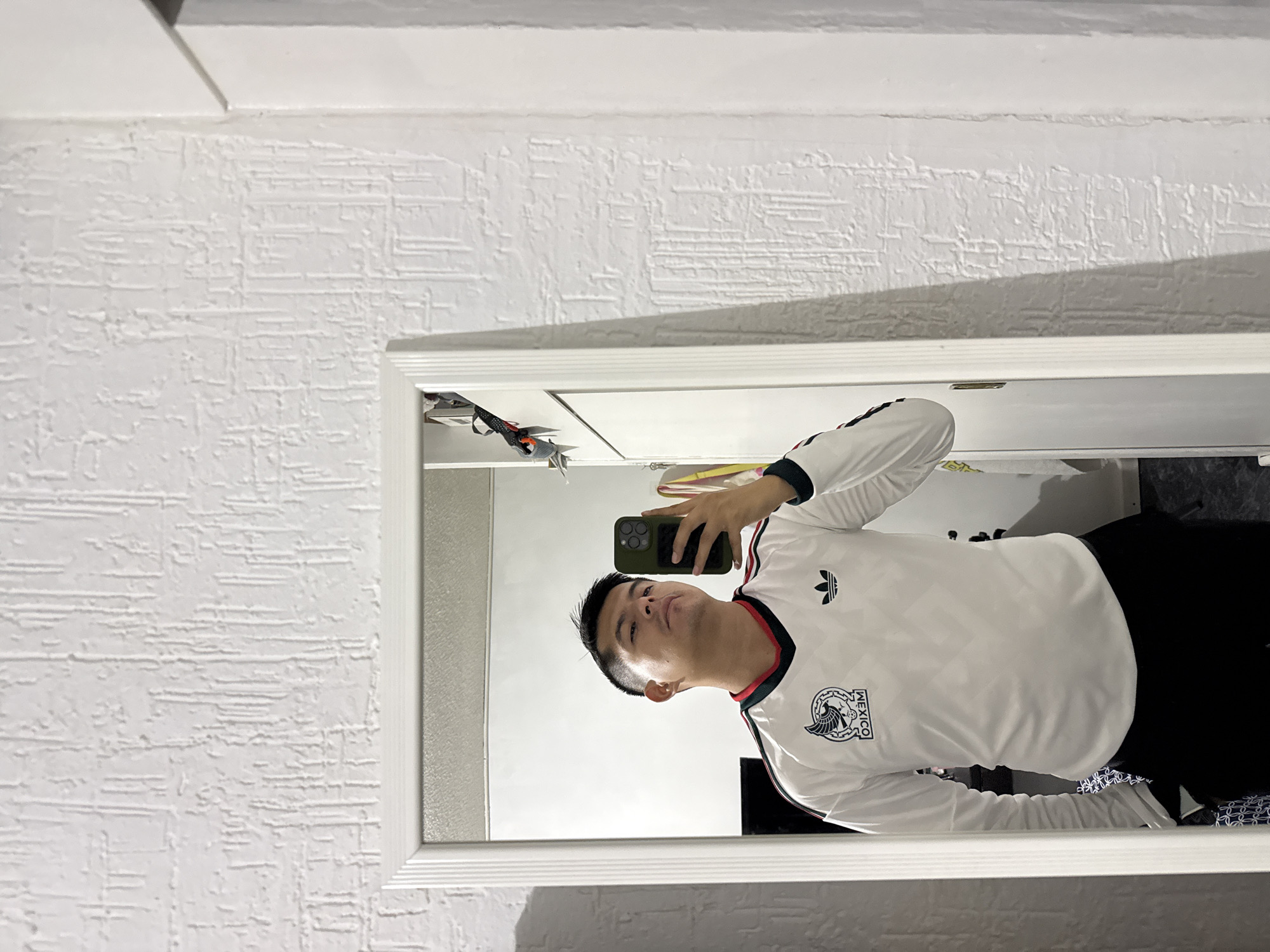 Mexico City night out, Mexico jersey mirror selfies