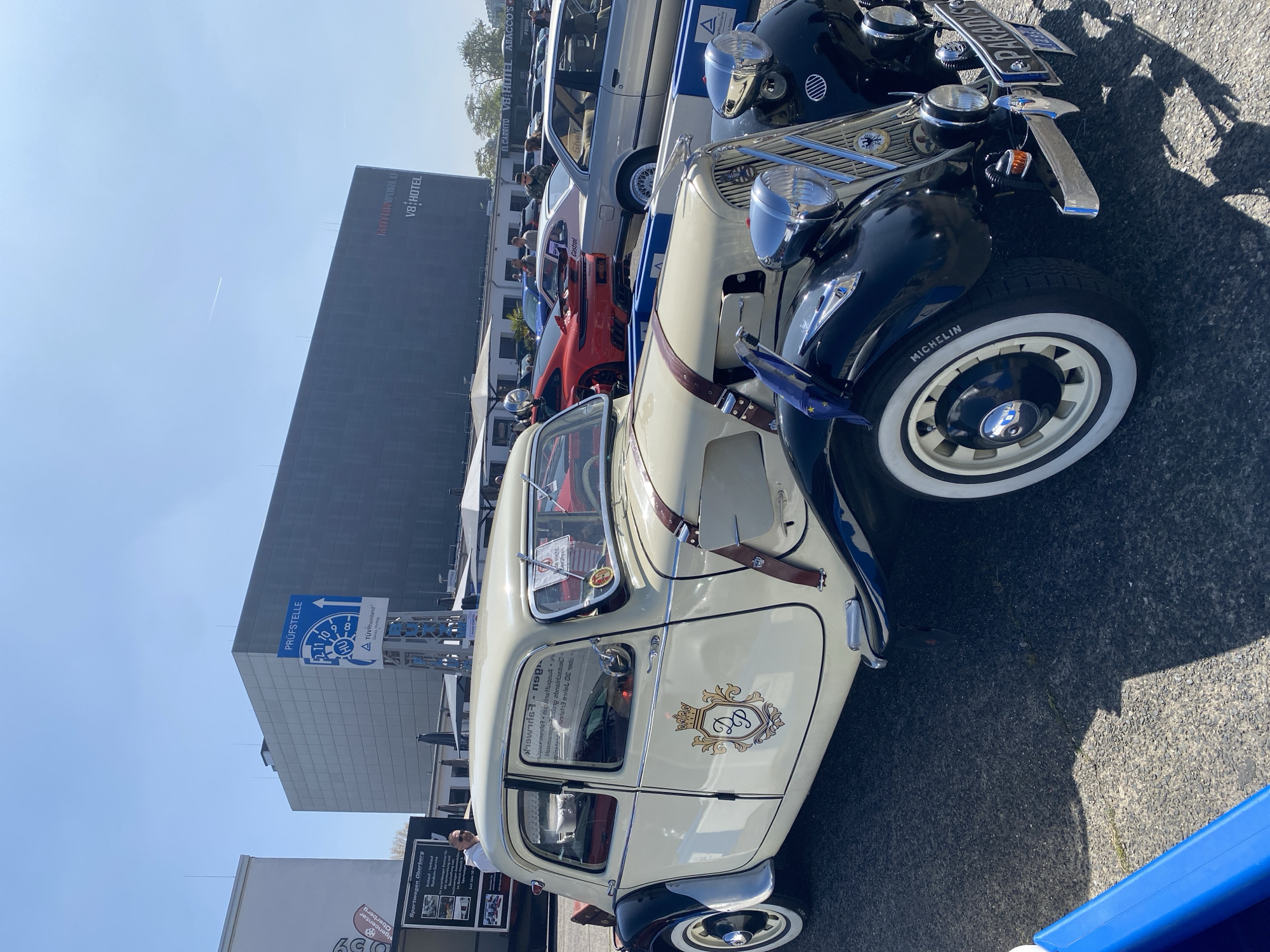 Classic car show draws crowds at Motorworld Cologne
