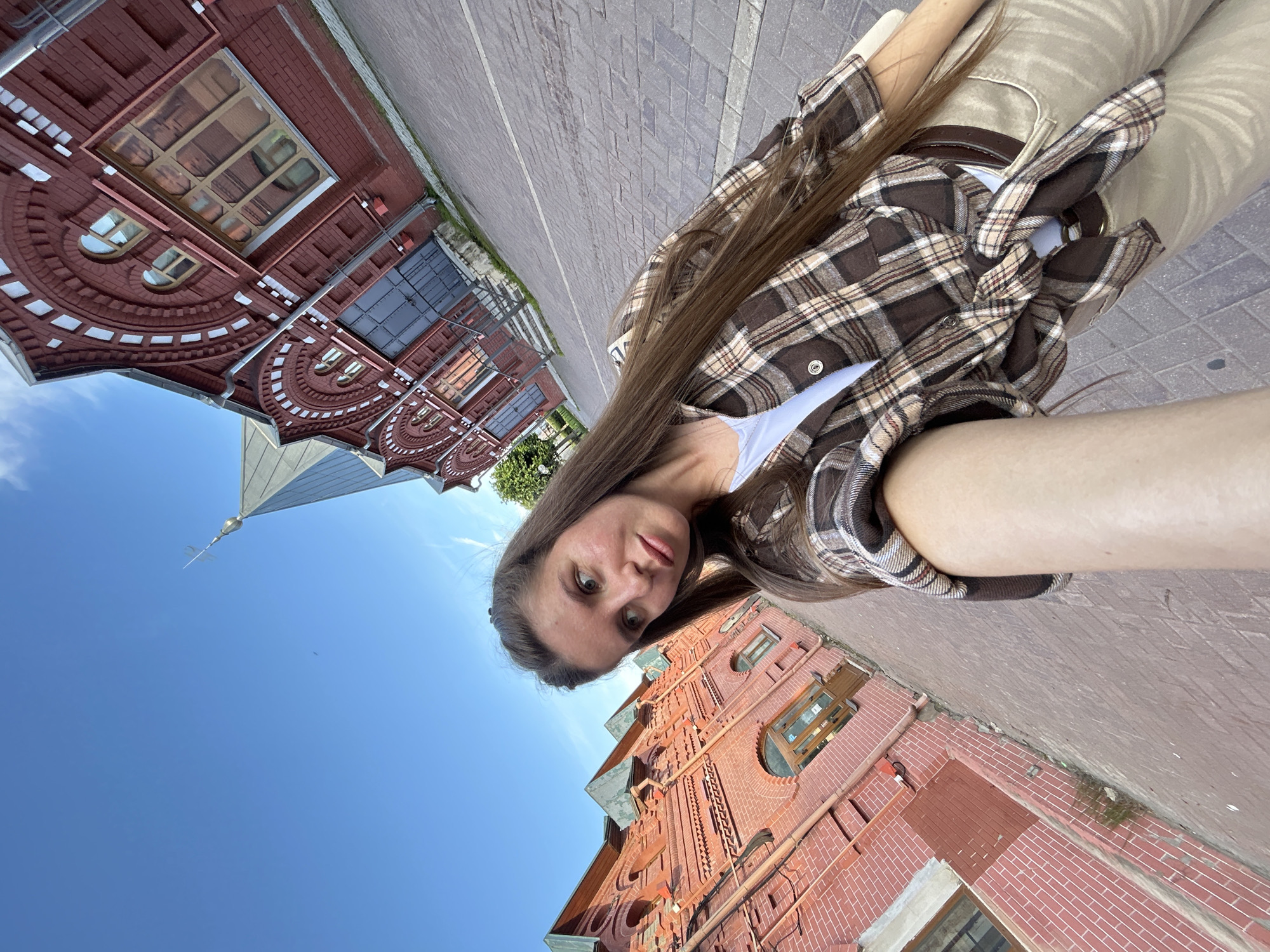 Afternoon selfie session around the streets of Klin