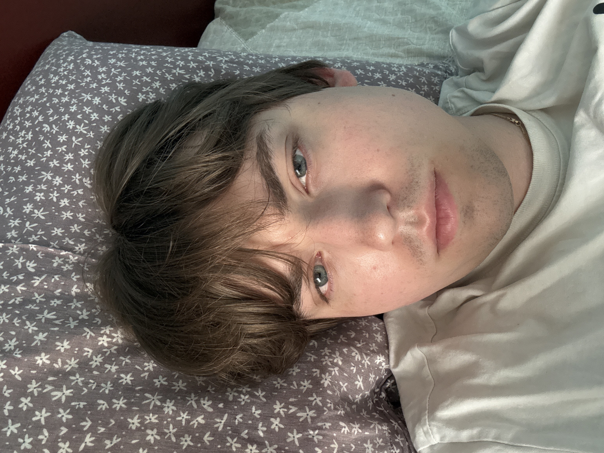 Lazy morning in bed, Dnipro — selfies and donuts
