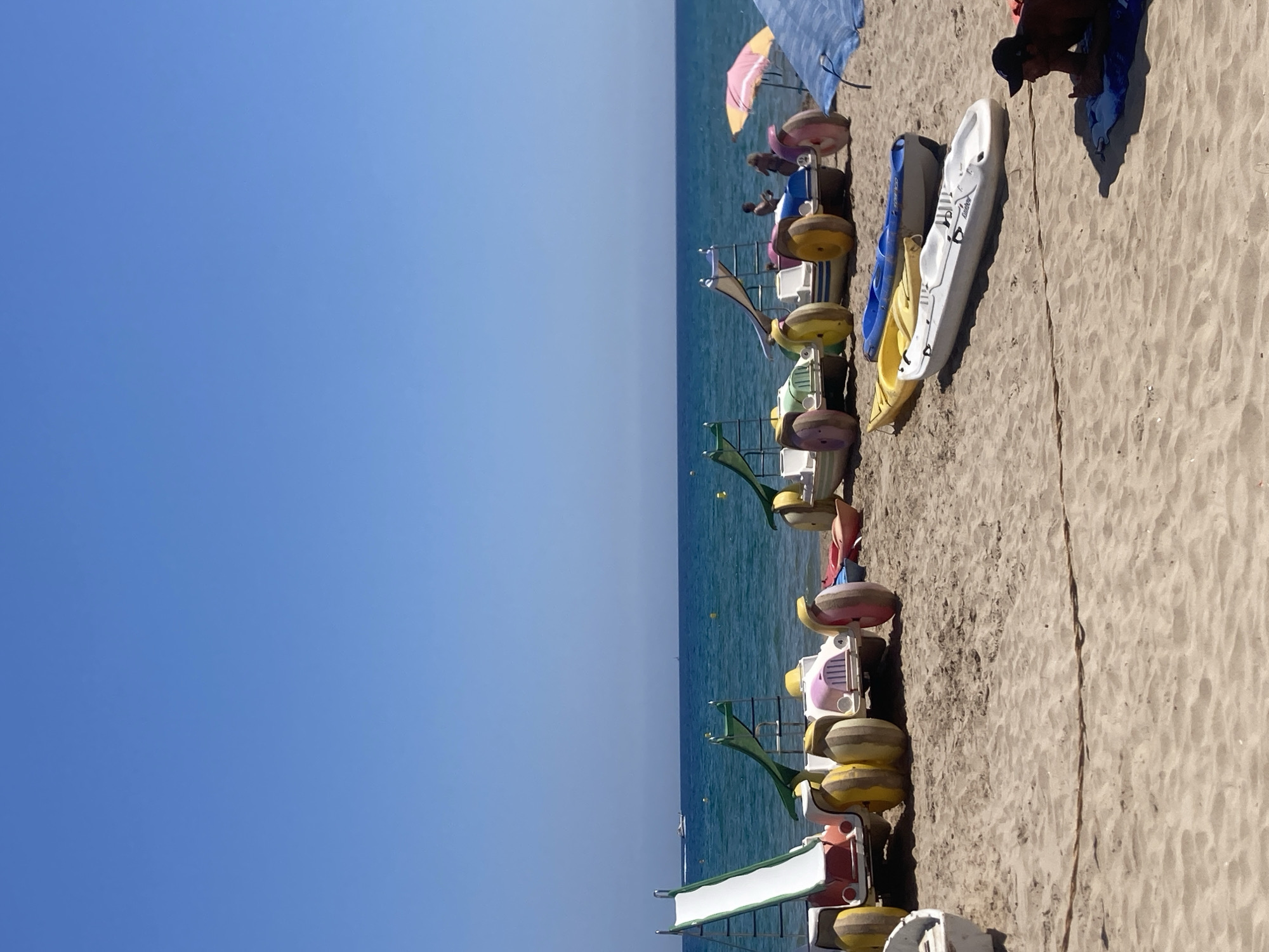 A sunny morning along the Torredembarra beachfront and streets.
