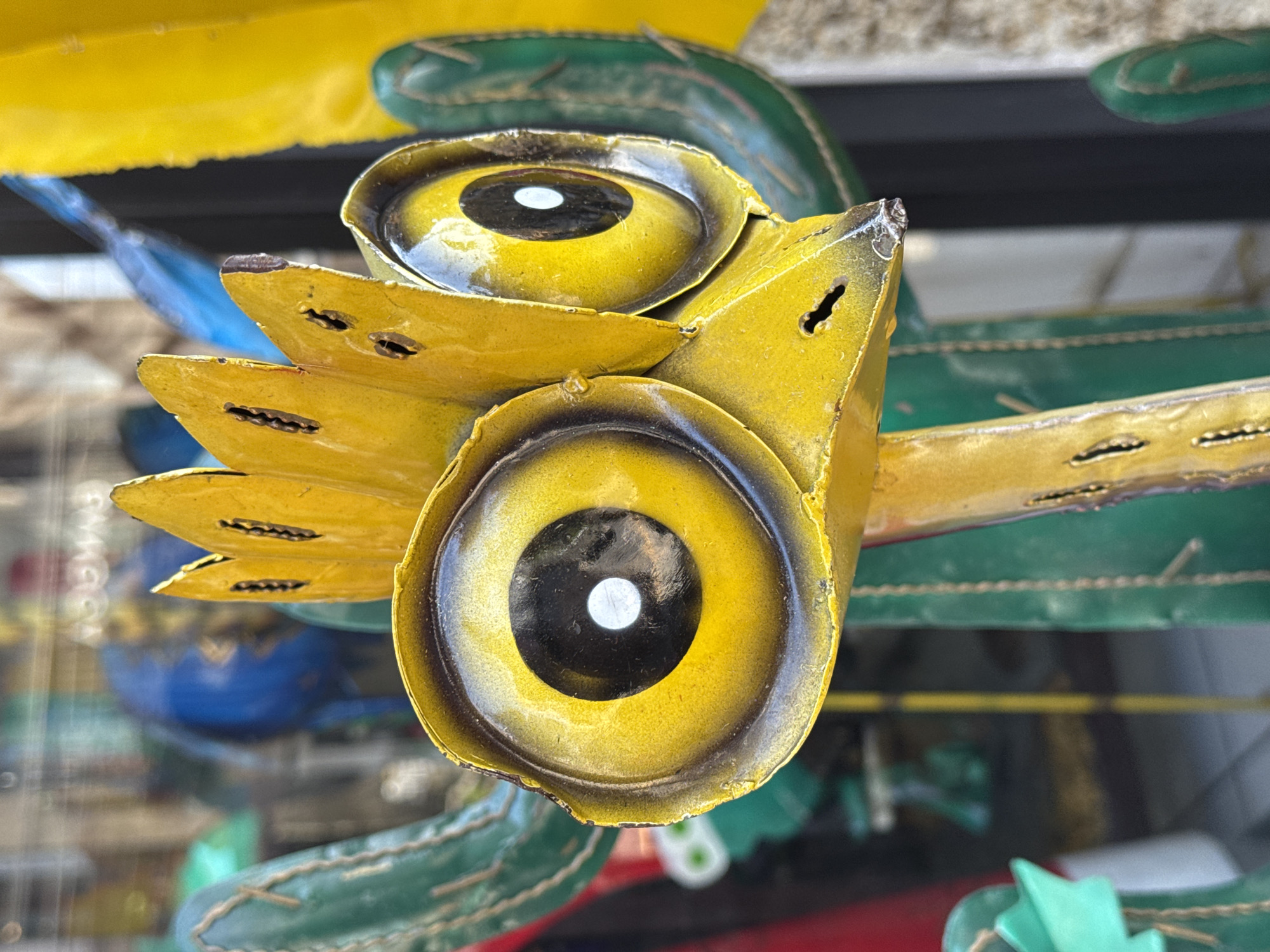 Tourist shops in Ubud showcase colorful handicrafts and decorative sculptures