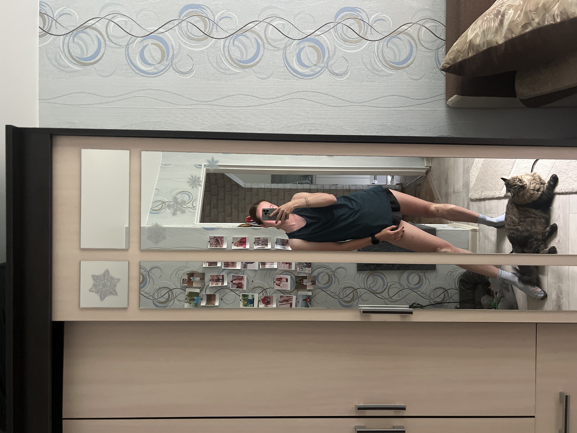Lazy afternoon in Chaikovsky: cat, mirror selfies, and a sidewalk stroll