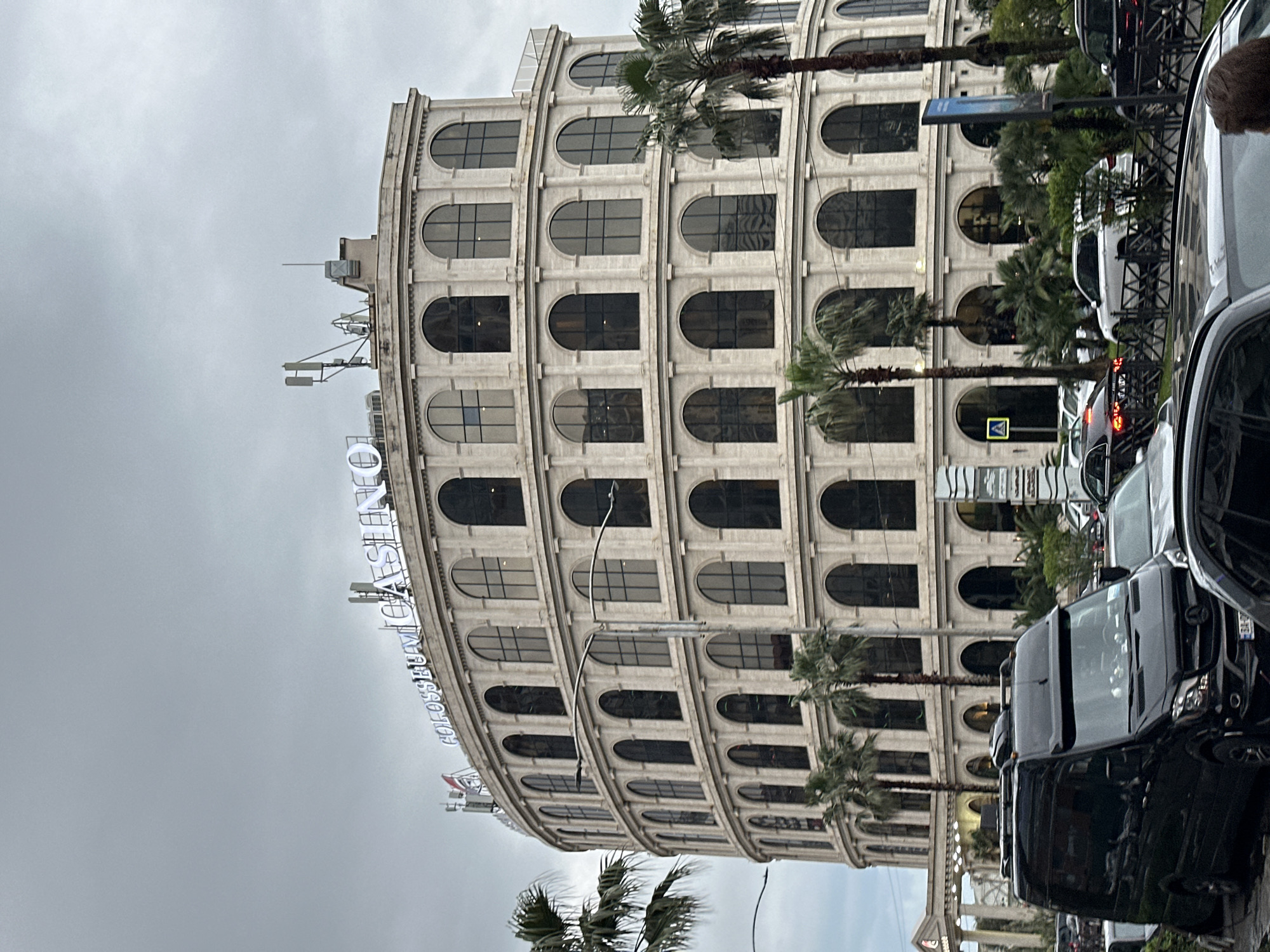 Street views captured of Batumi's Roman-inspired casino and restaurant