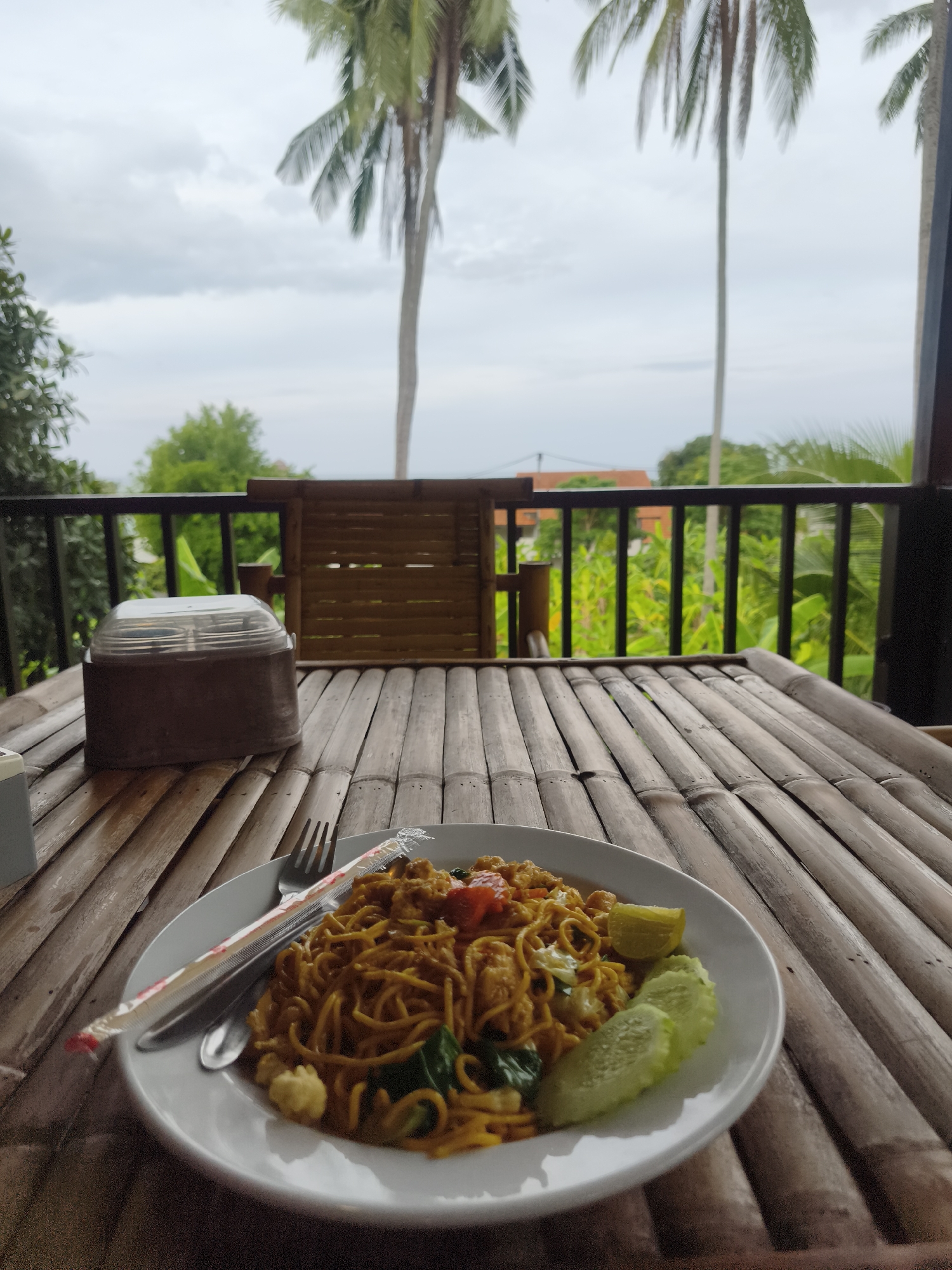 Noodles and open roads on a Ko Samui morning