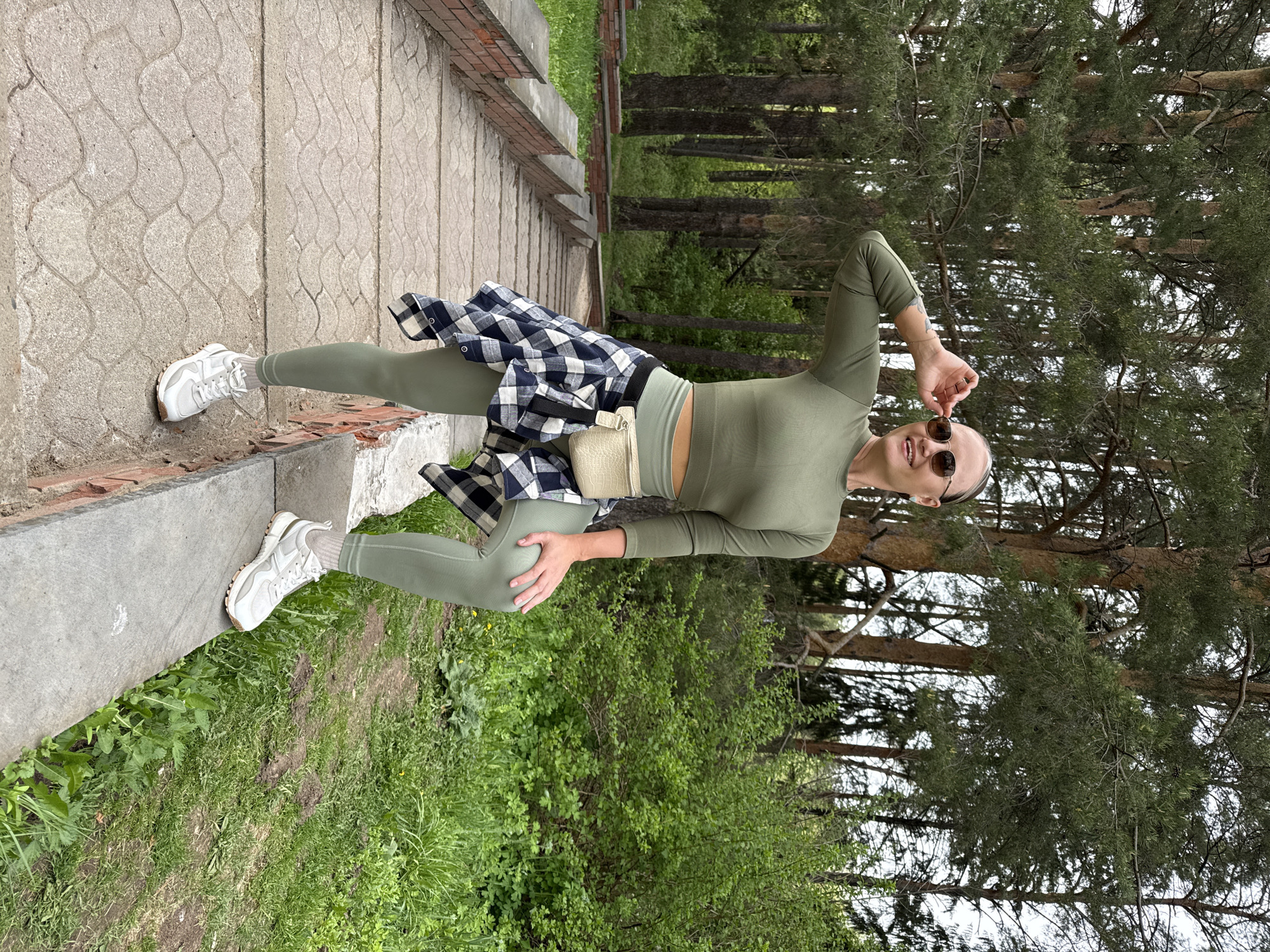 Cyclist documents forest ride with creative angles in Chaikovsky
