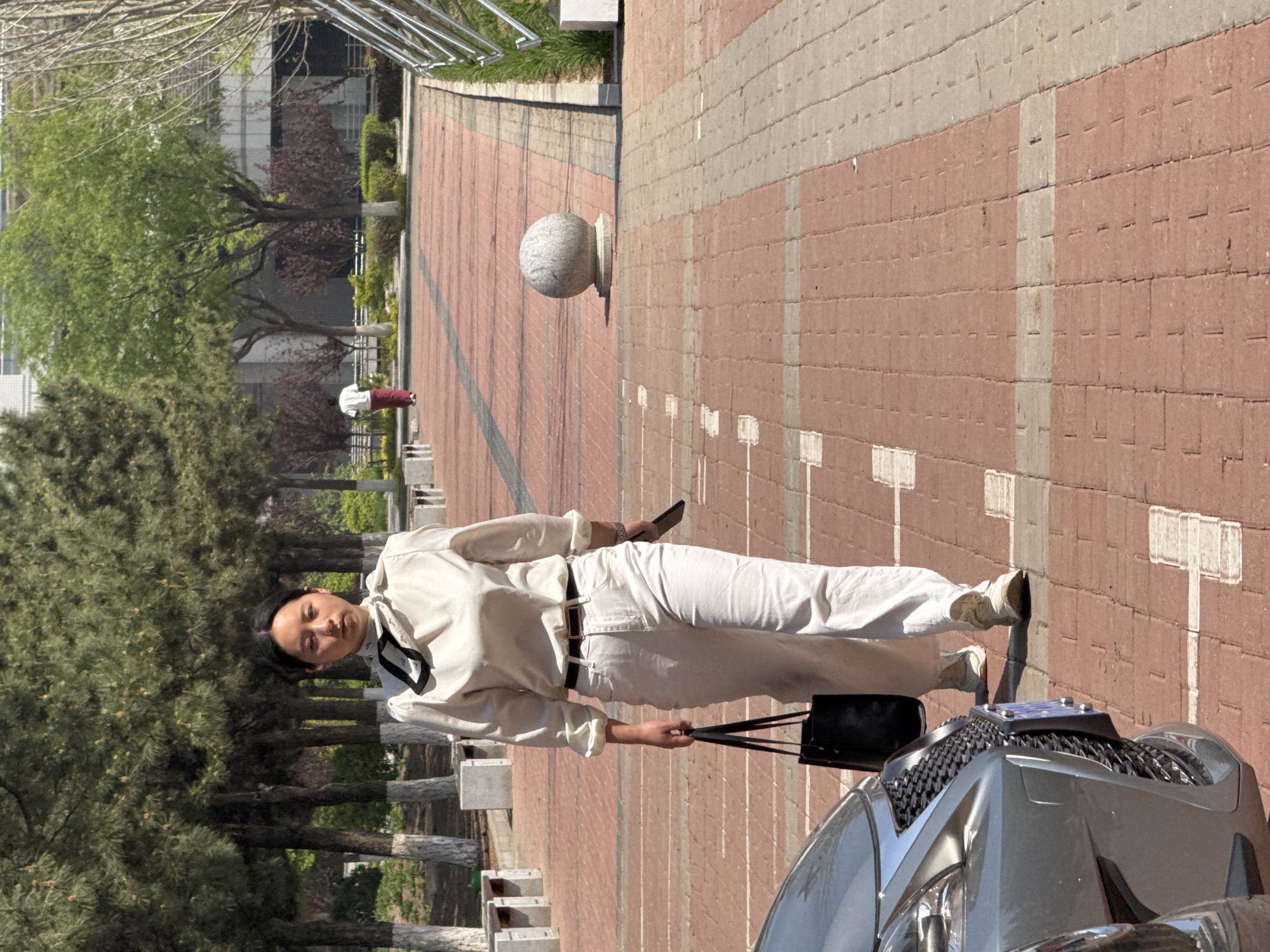 Early morning street life documented in Zhongtun, China
