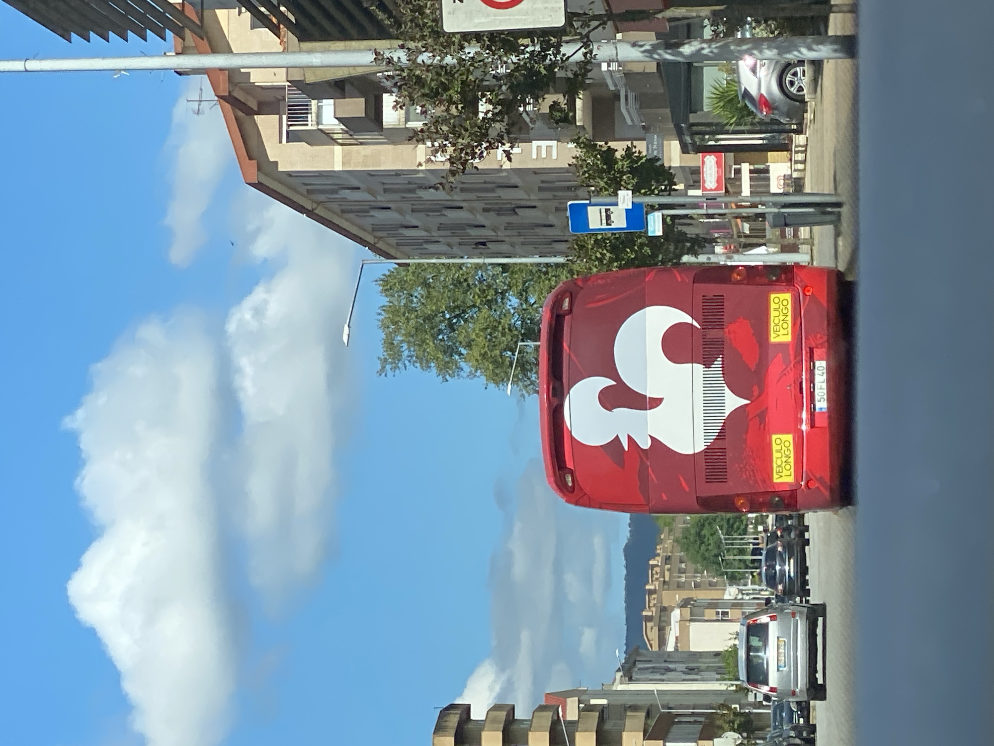 Tourist stroll through historic Barcelos captures iconic roosters, architecture
