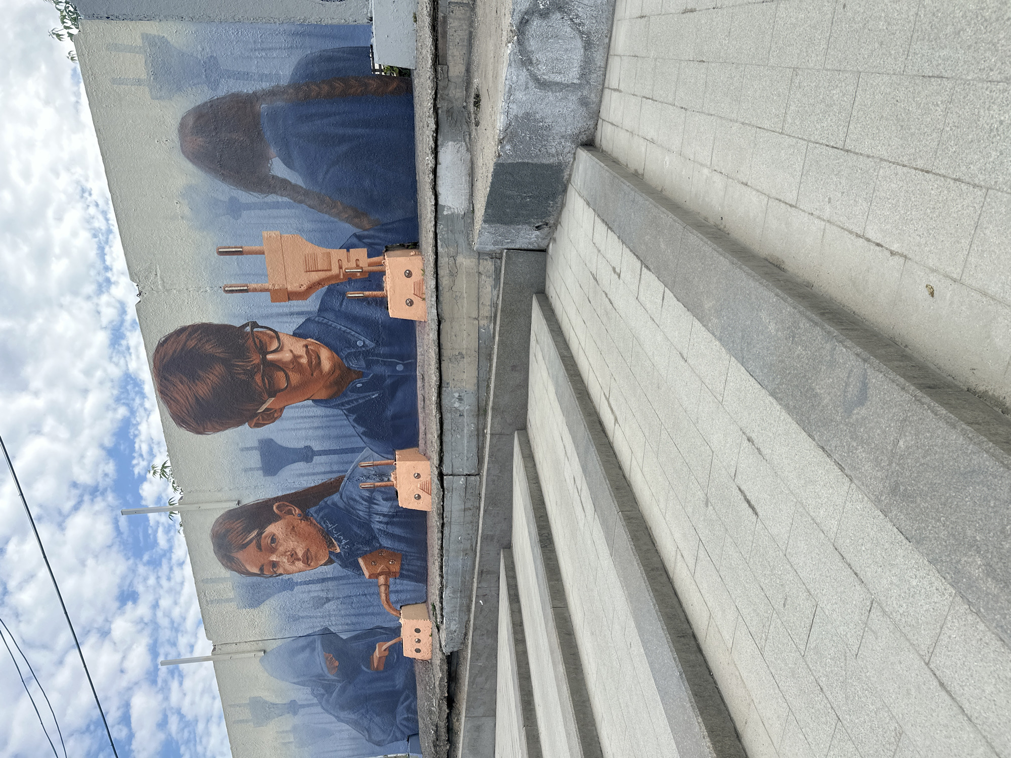 Moscow witness documents street art and urban architecture