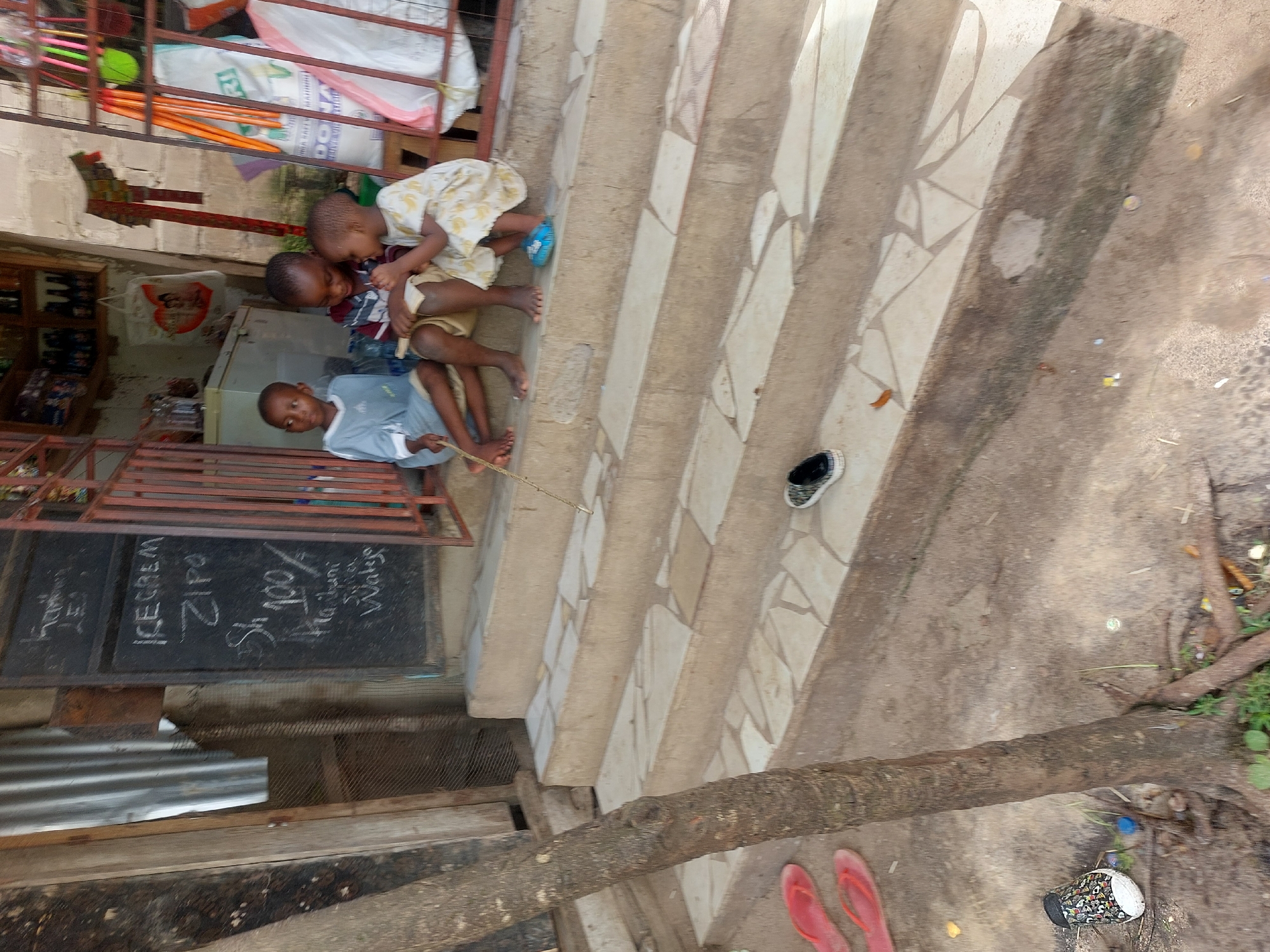 Daily life scenes captured in Dar es-Salaam streets