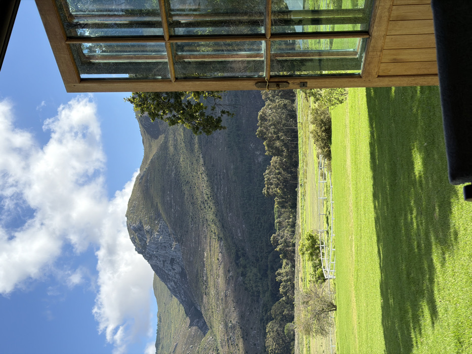 Morning property tour documented in Overstrand Nu, South Africa