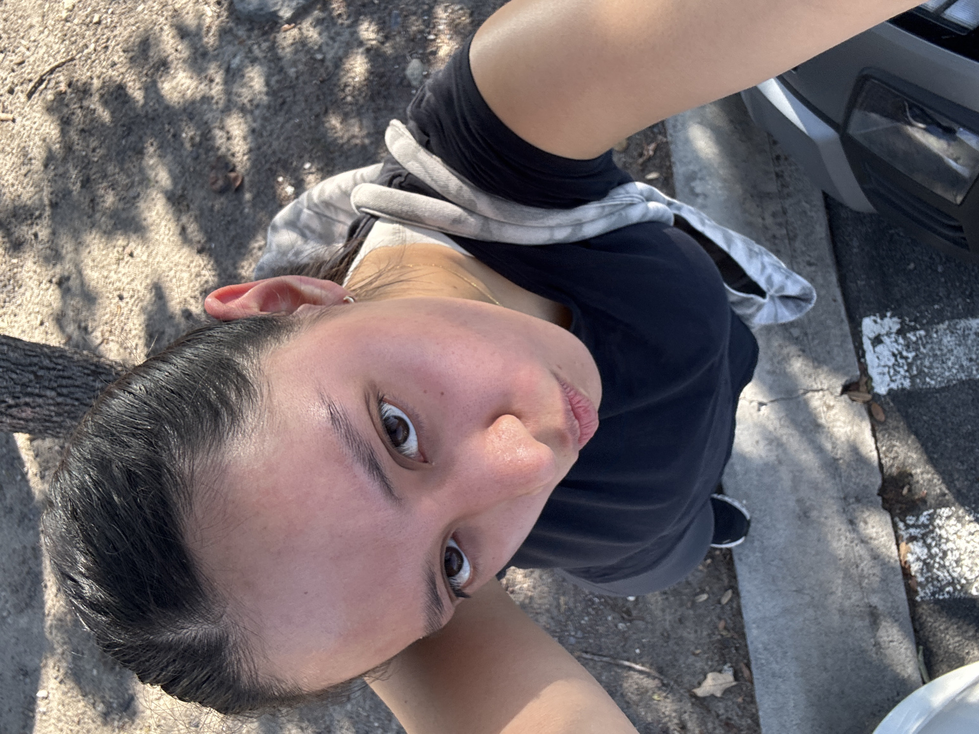 Person takes selfies across multiple Puebla locations