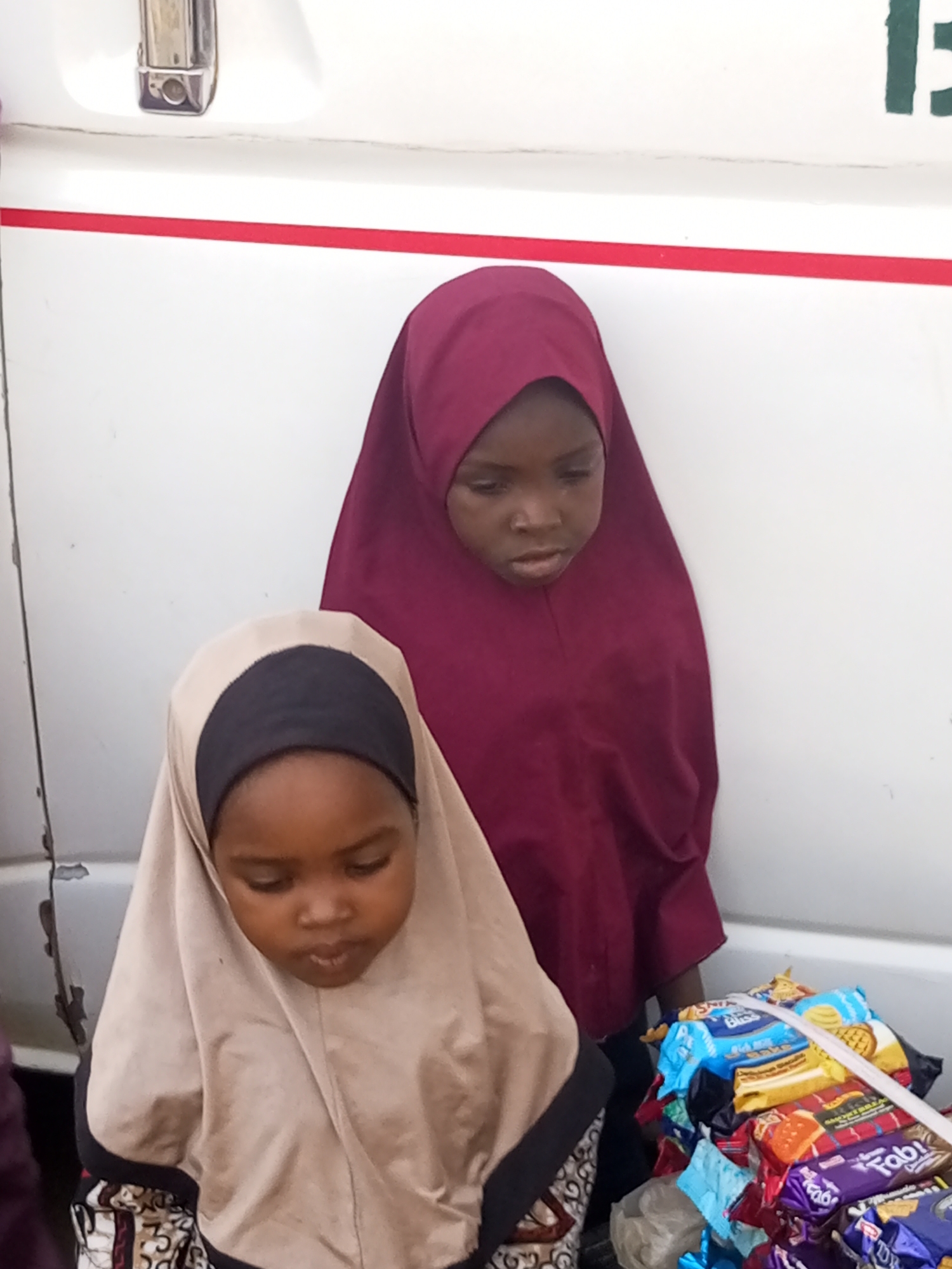Morning activity at Gombe bus terminal, passengers and vendors