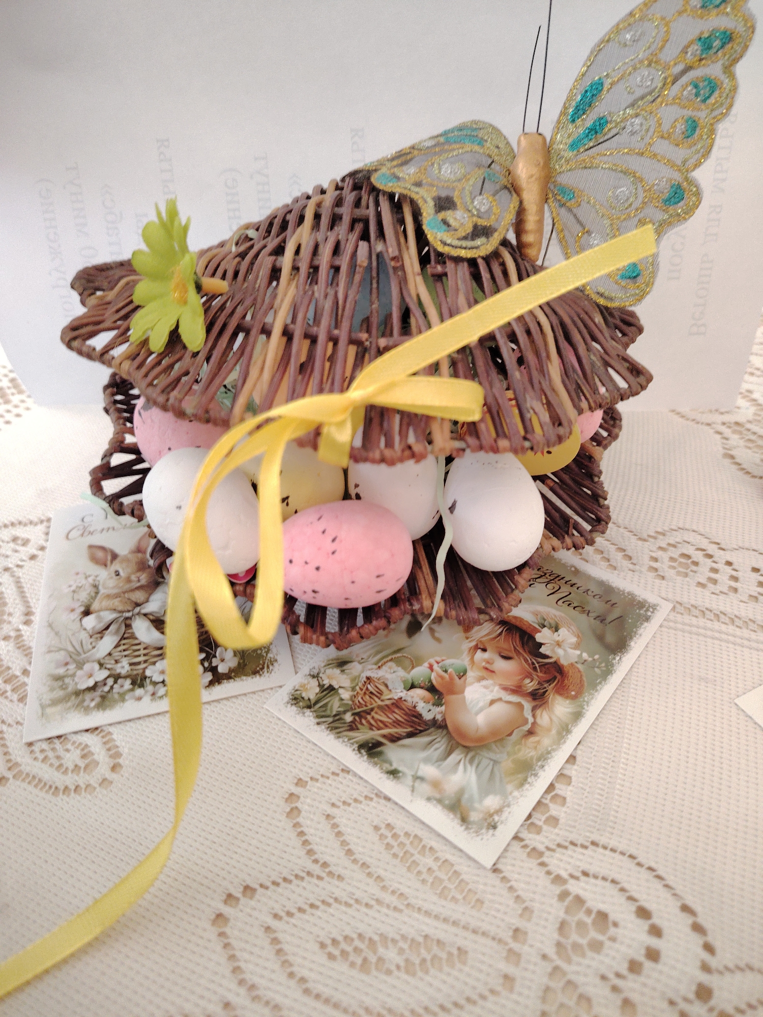 Easter craft displays documented in Sarapul, Russia
