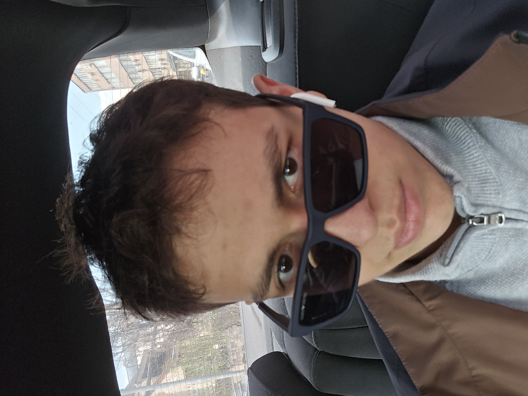 Person in sunglasses spotted in car in Yerevan