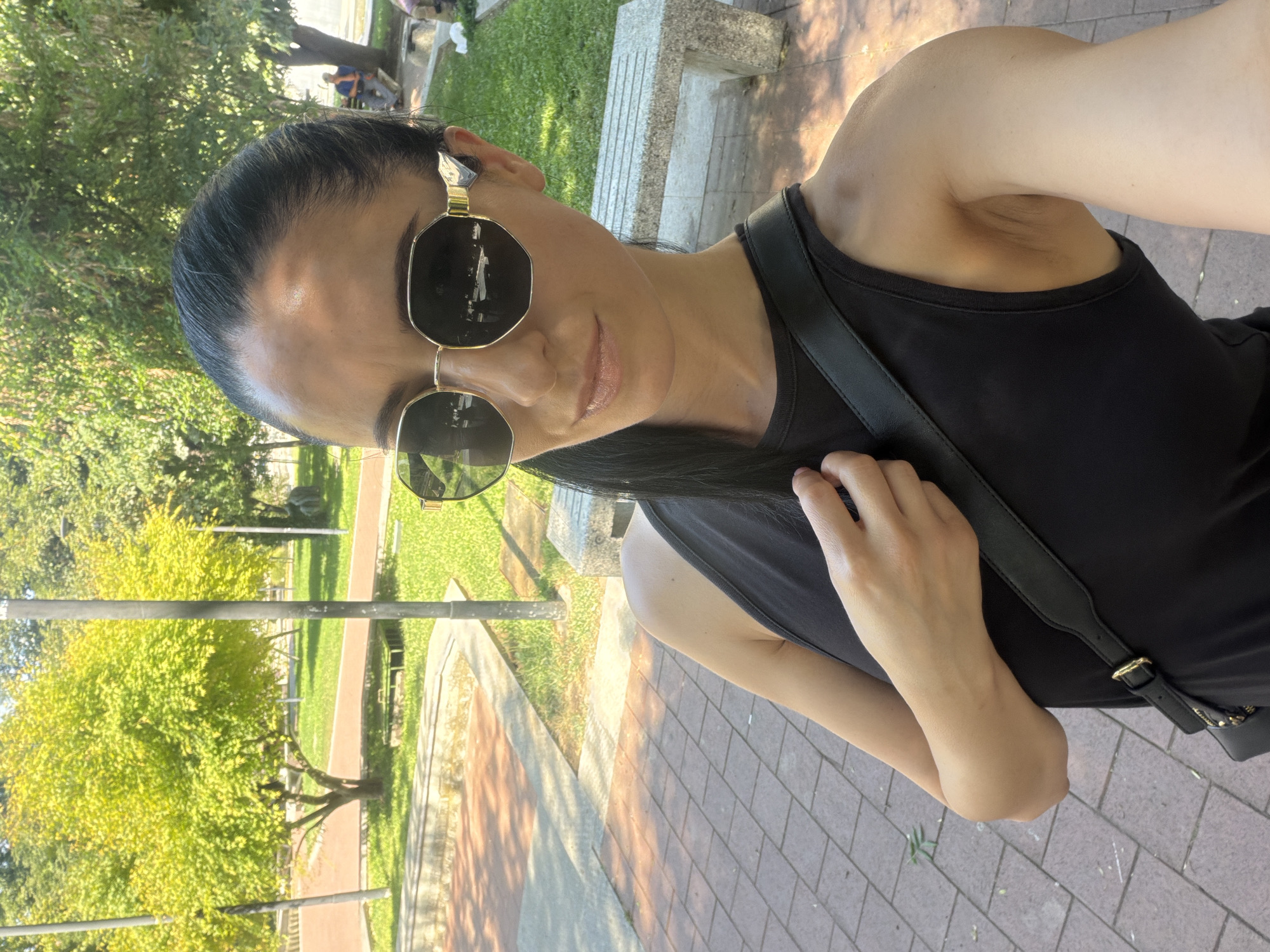Selfies at Pleven's active fountain on a sunny morning