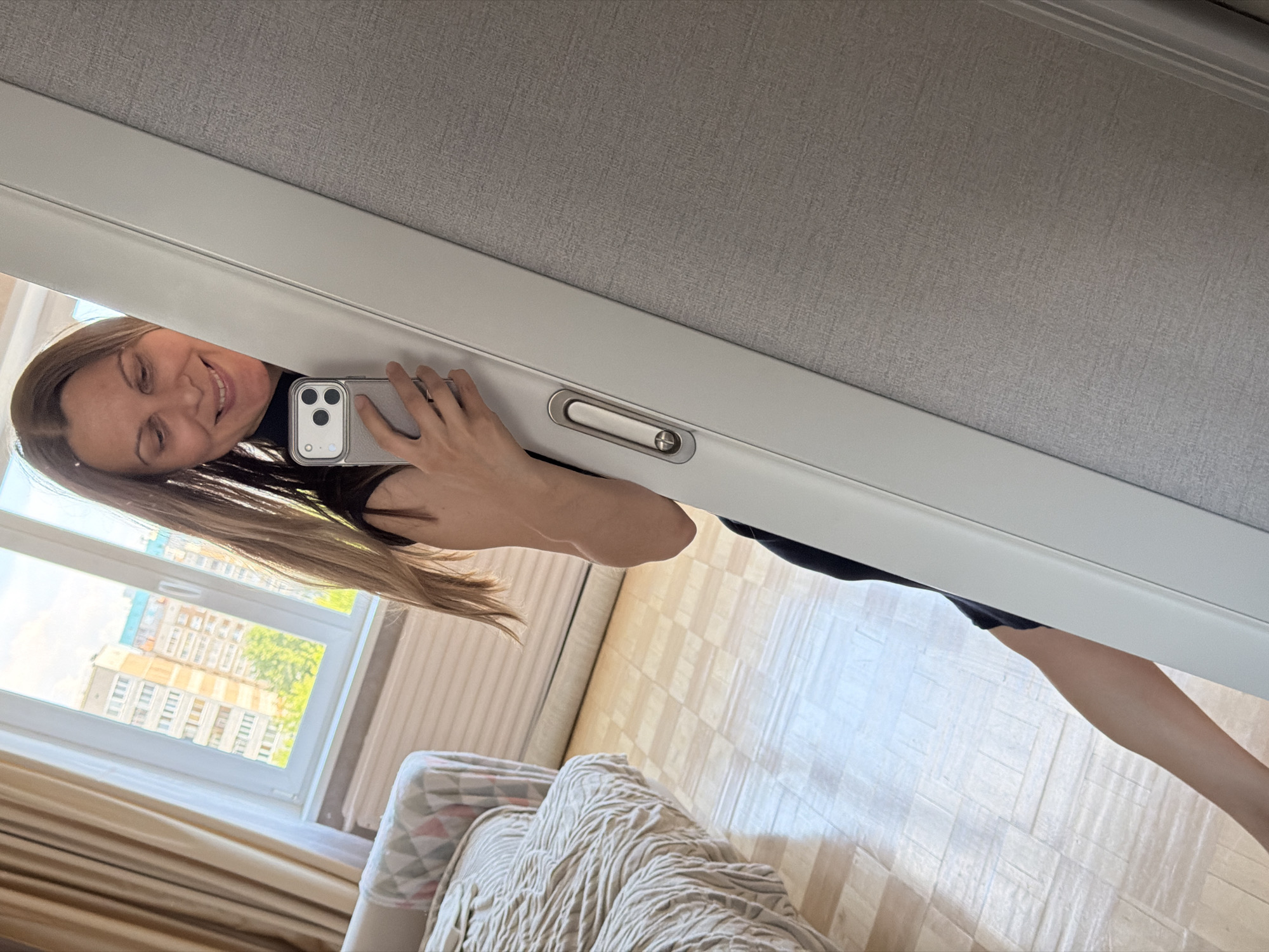 Woman documents quiet Saturday afternoon at home in Izhevsk