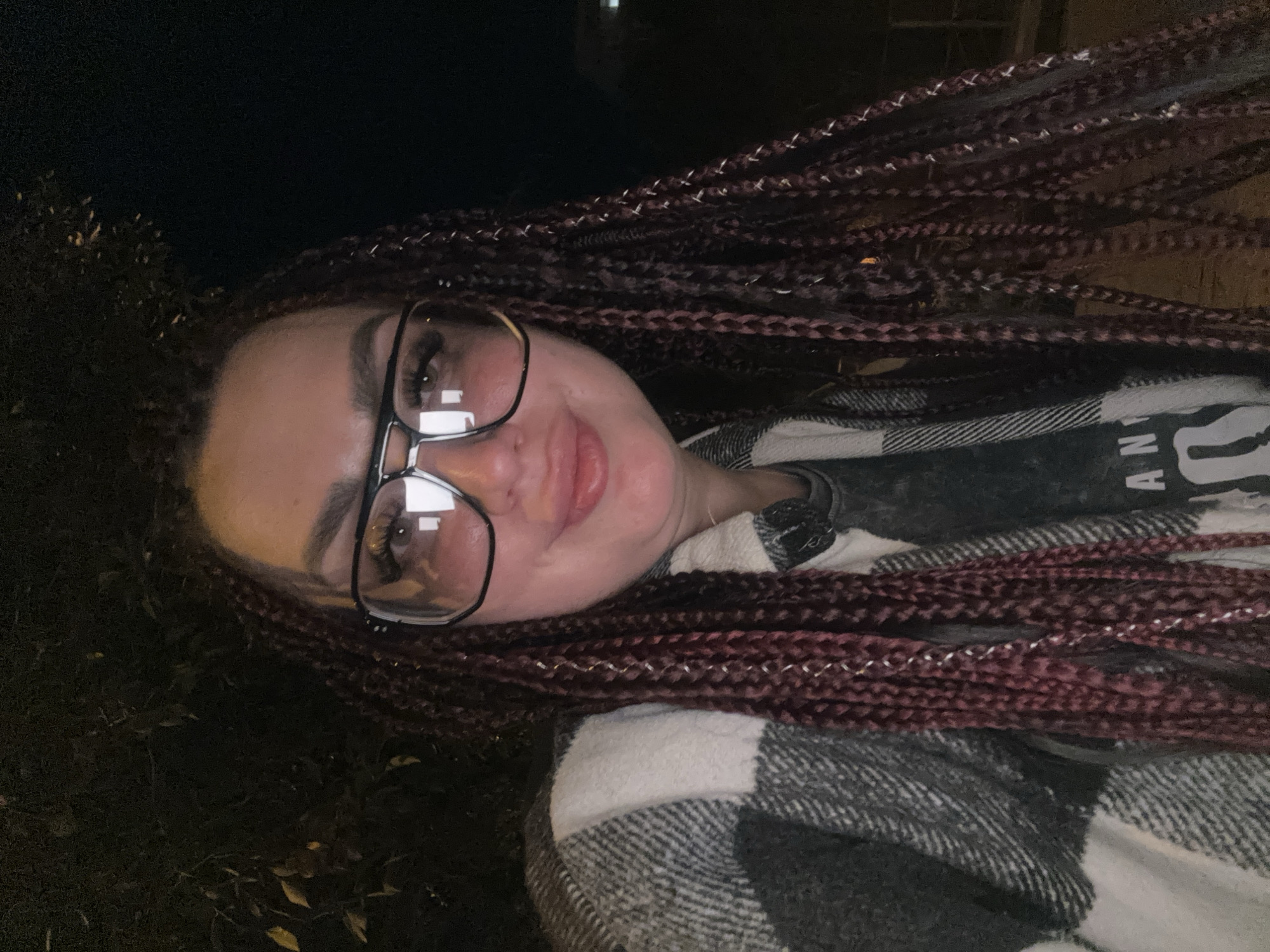 Night selfie in Tolyatti, glasses and checkered jacket, husky nearby