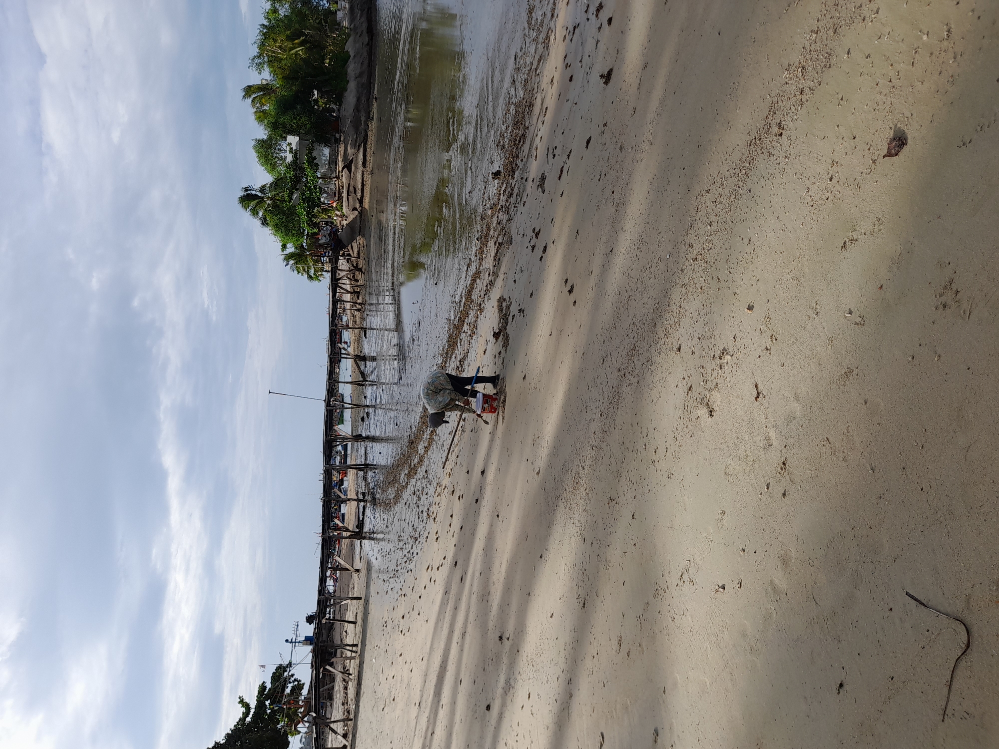 Cloudy morning along a Koh Samui beach, quiet and lived-in