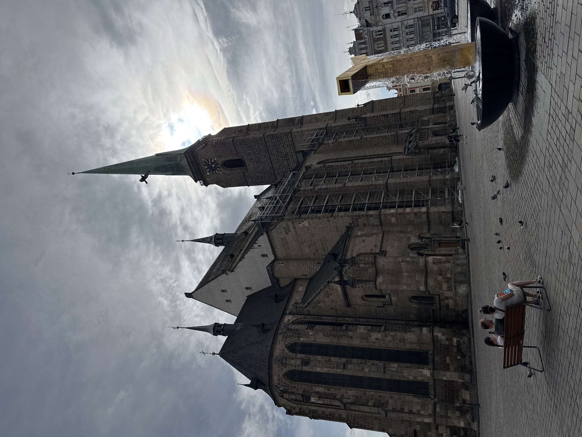 Afternoon scenes documented around Pilsen's historic Republic Square