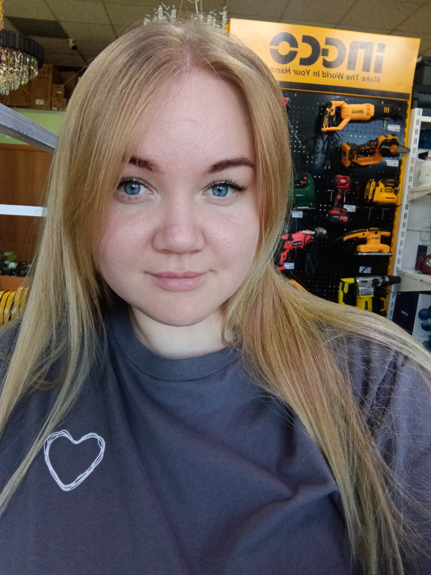 Morning life documented across indoor spaces in Foki, Russia