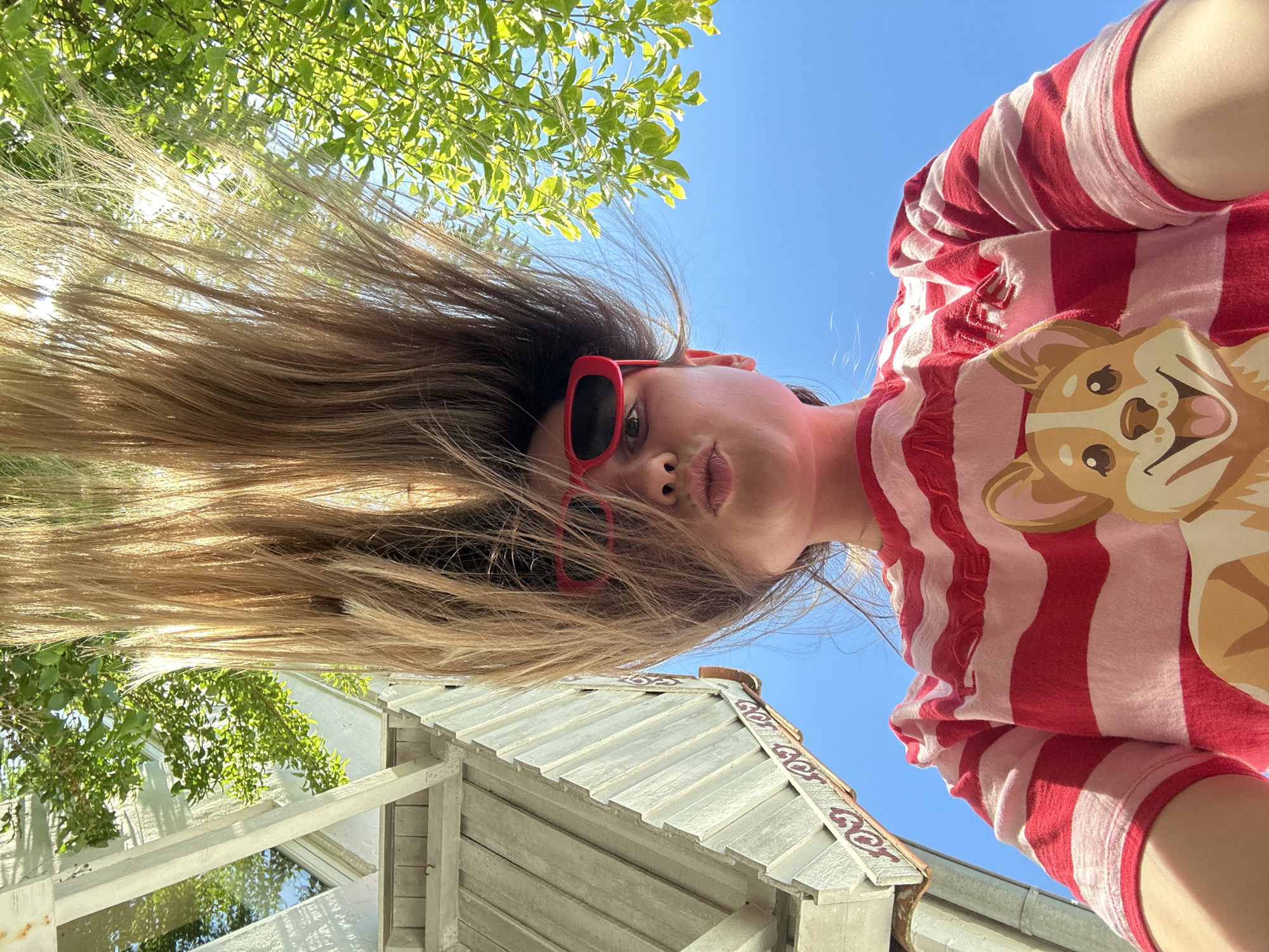Person with red sunglasses spotted in Horsens, Denmark