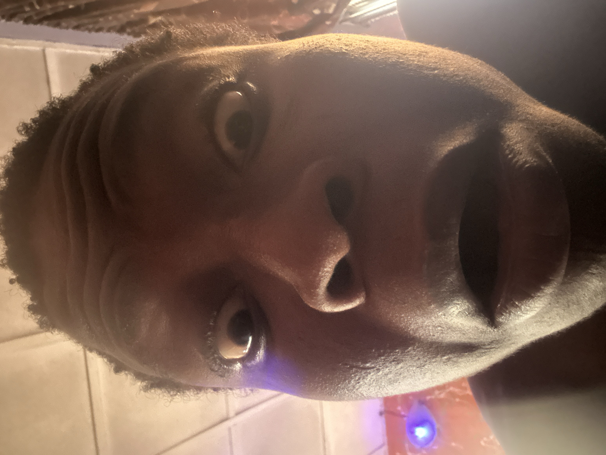 Morning selfie session documents personal moments over 90 minutes