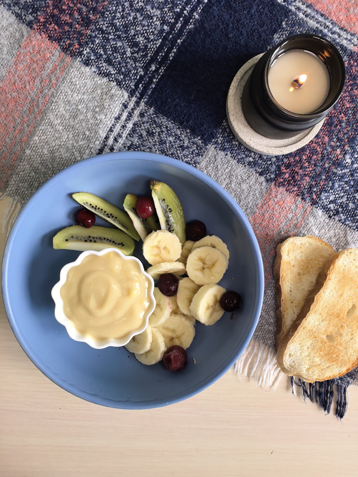 Fruit breakfast bowl documented in Фролы, Russia