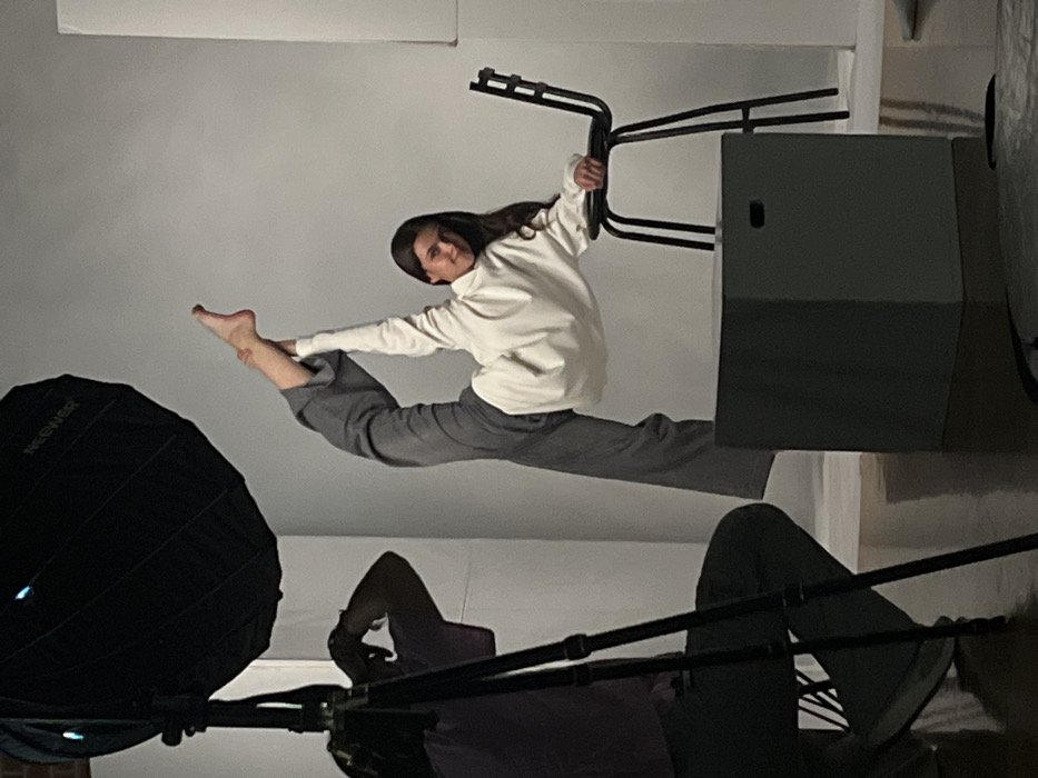 Late-night photography session documented at Puebla studio
