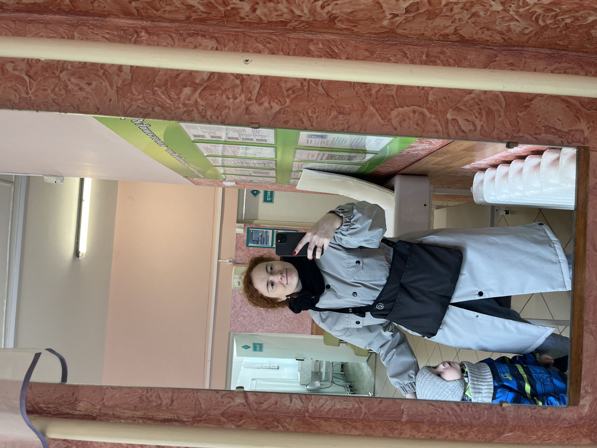 Woman documents daily life with child in Chaikovsky, Russia