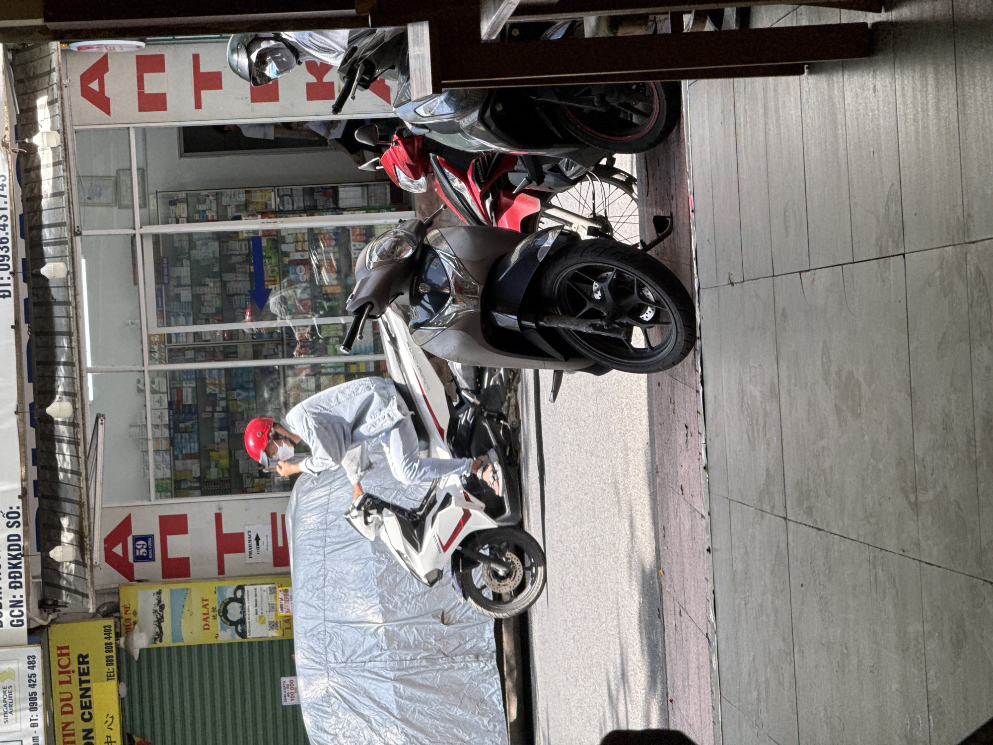 Morning street life across Nha Trang's tourist and local corridors
