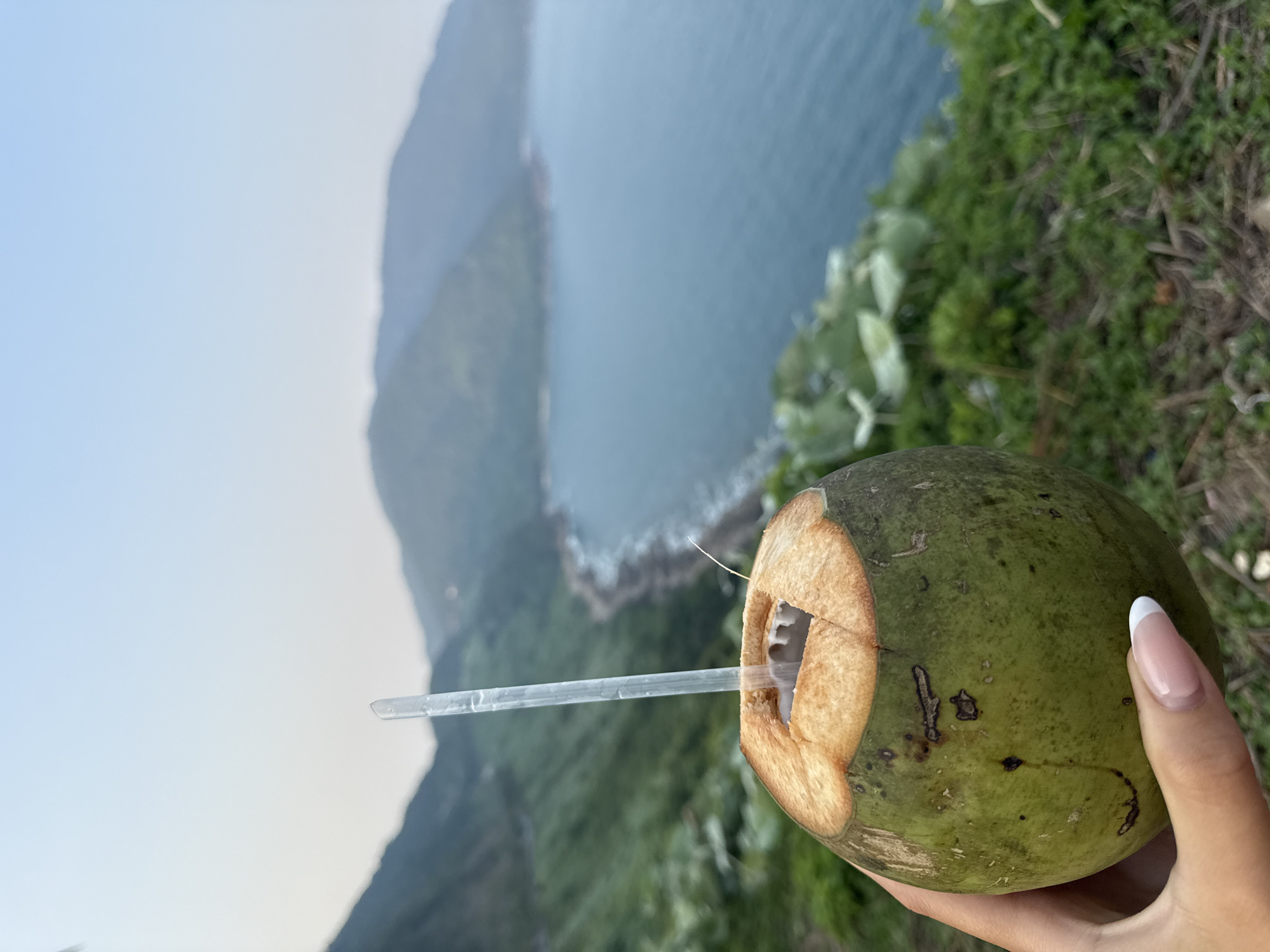 Morning drinks and selfie captured in coastal Đà Nẵng