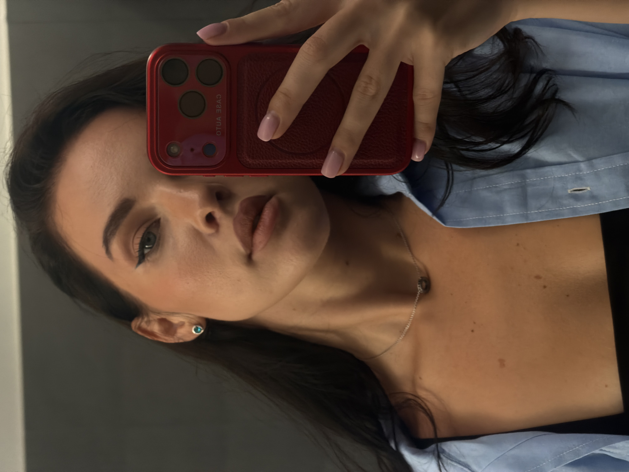 Woman takes bathroom selfies in Nha Trang early morning